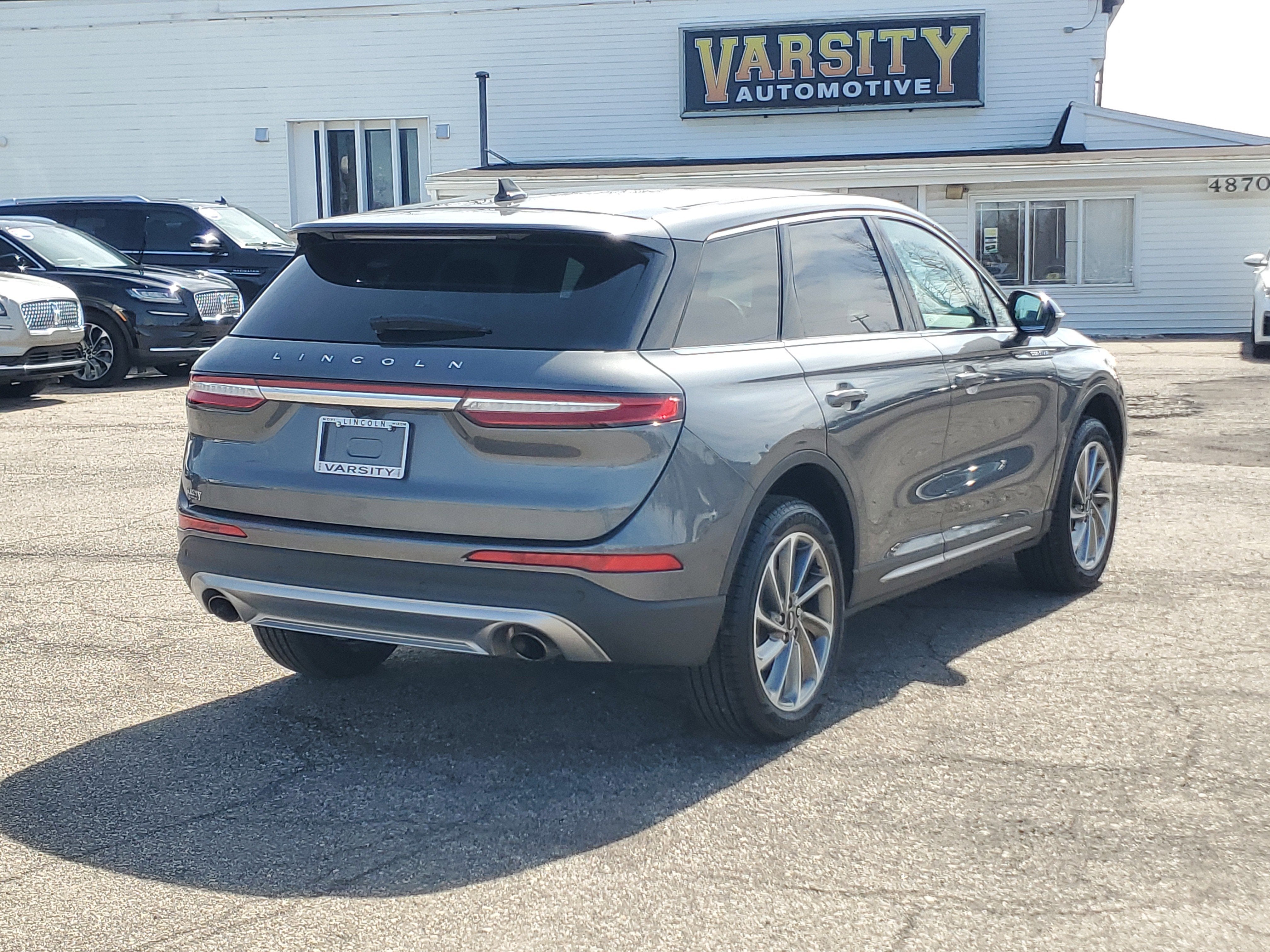 2023 Lincoln Corsair Standard