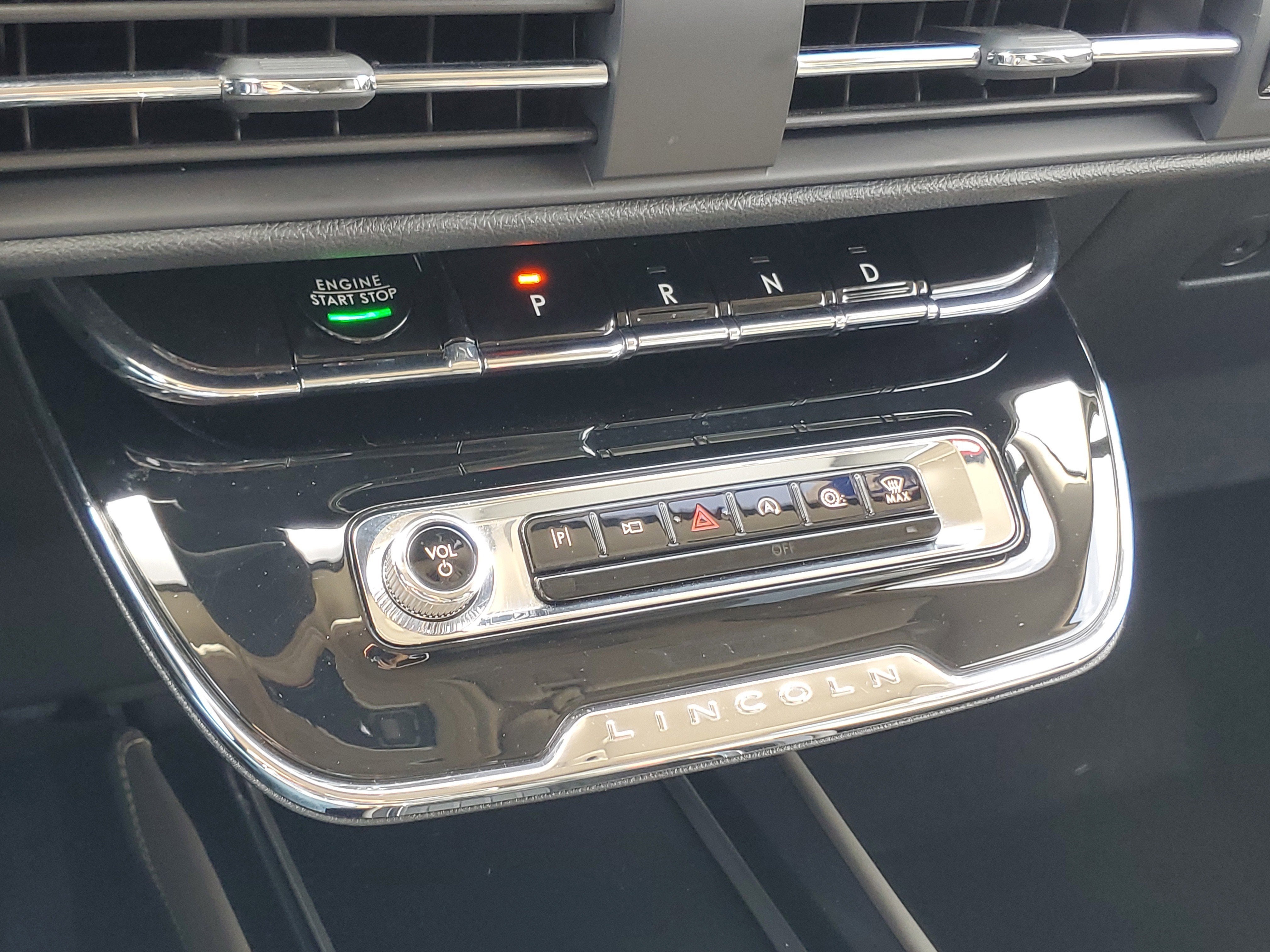 2023 Lincoln Corsair Standard