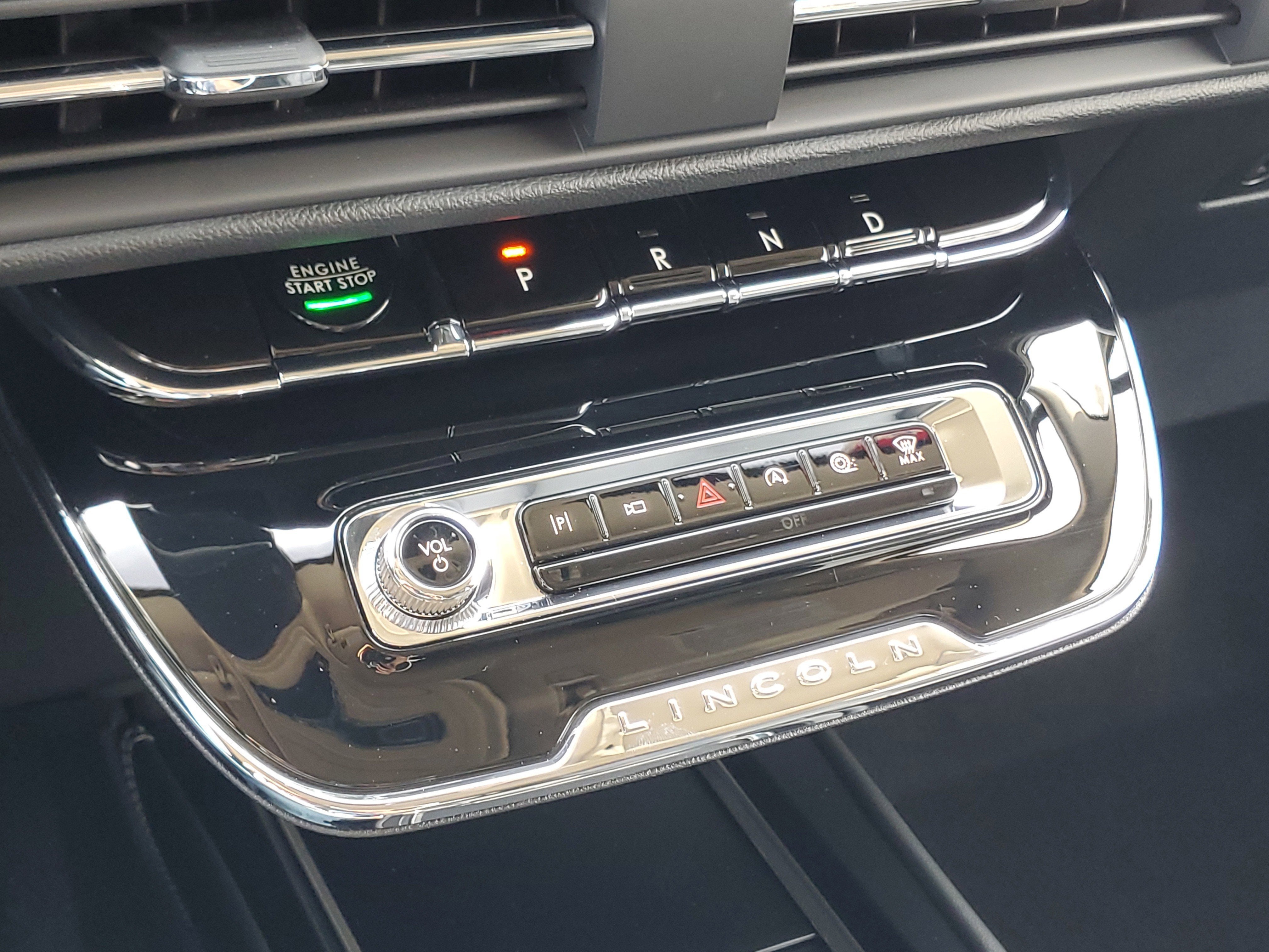 2023 Lincoln Corsair Standard