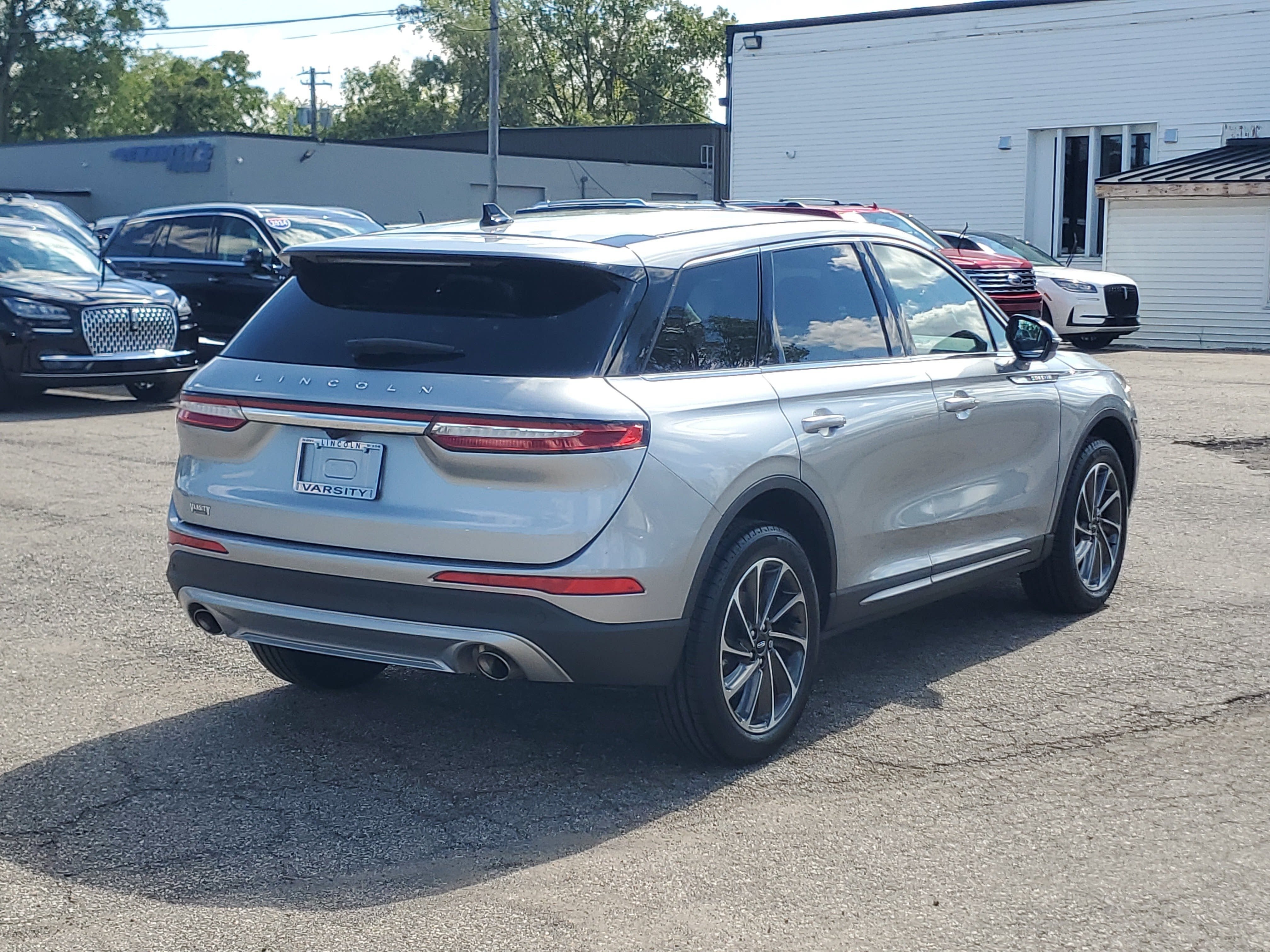 2023 Lincoln Corsair Standard