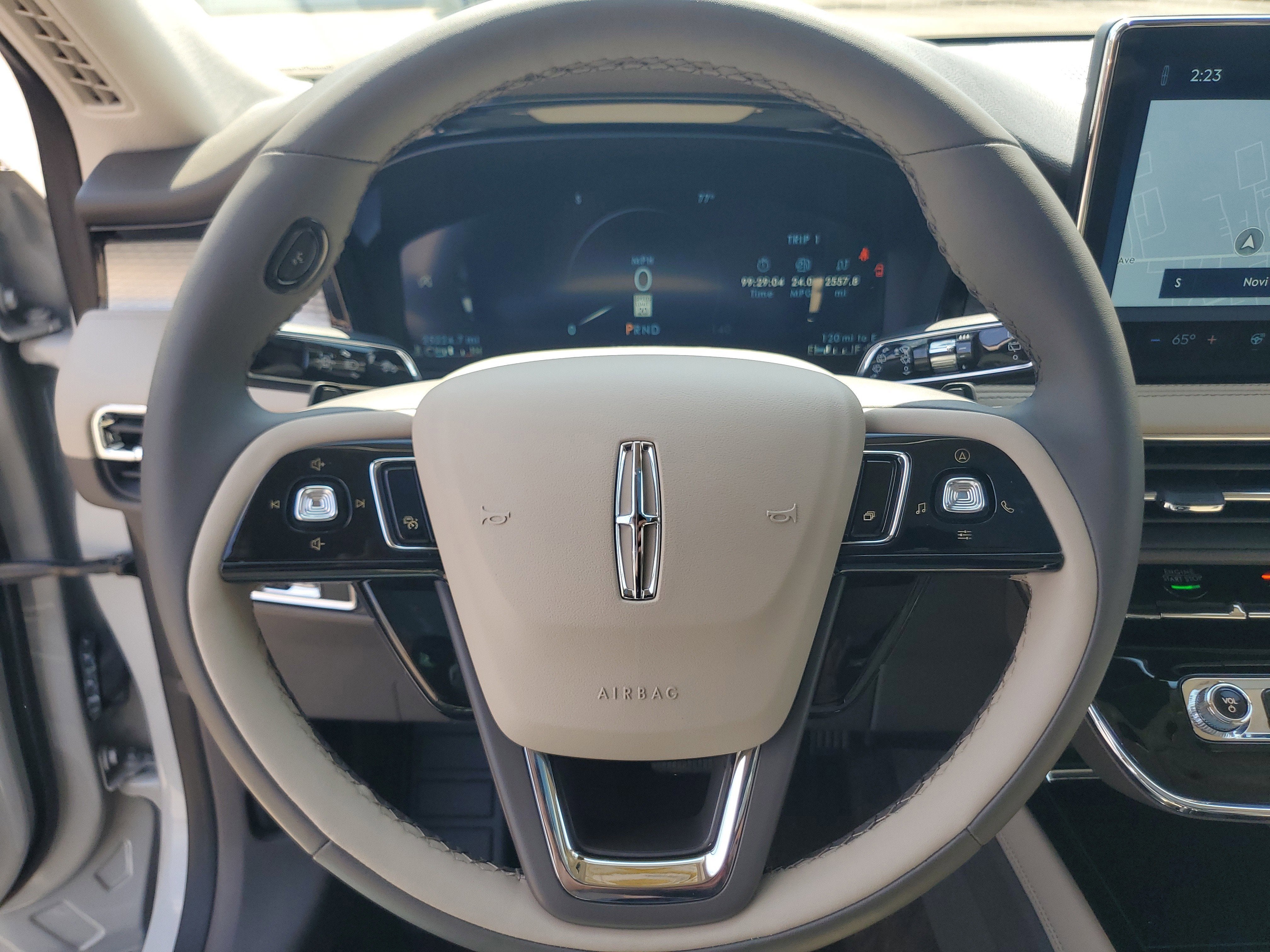 2023 Lincoln Corsair Standard