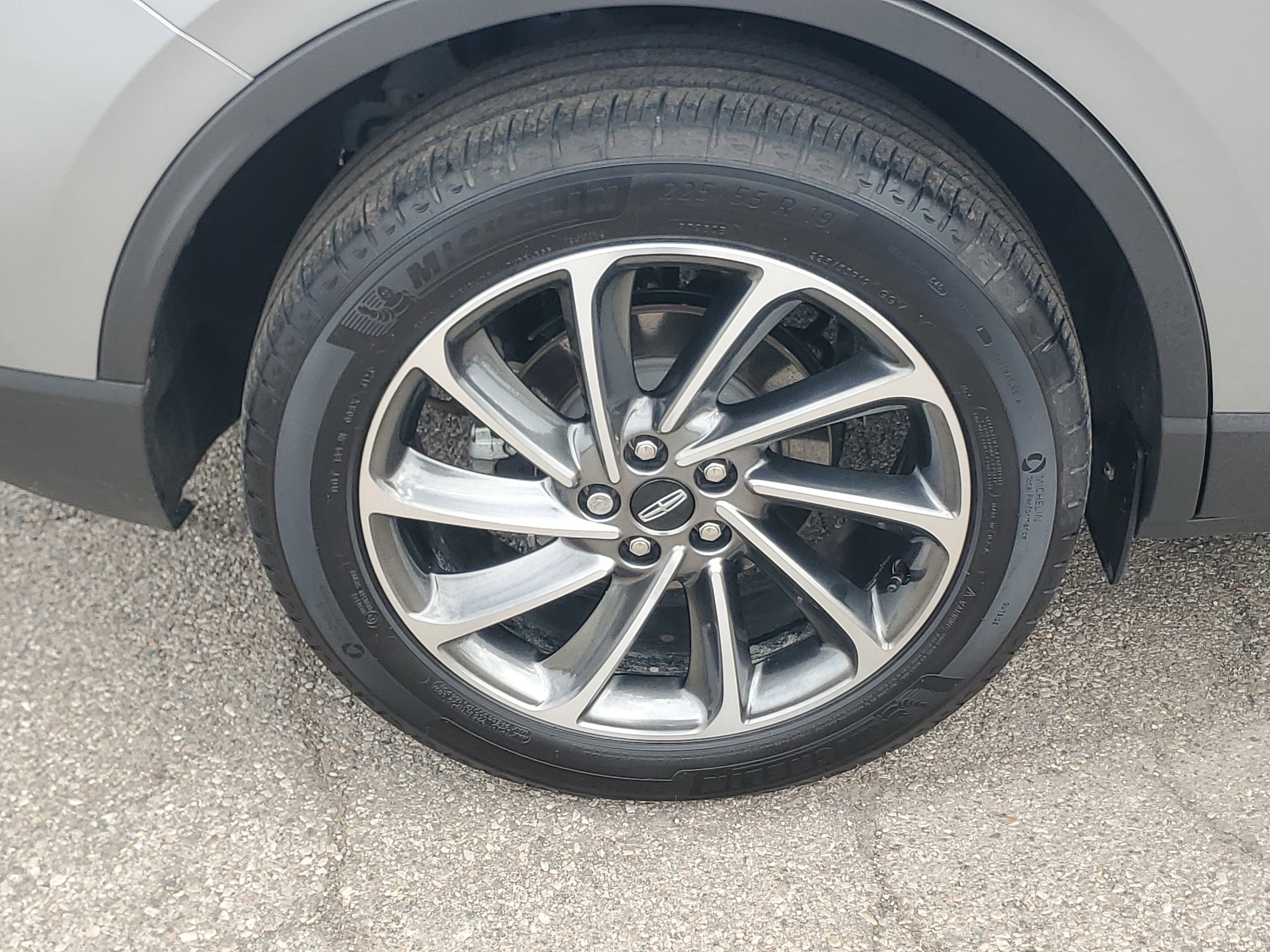 2023 Lincoln Corsair Standard