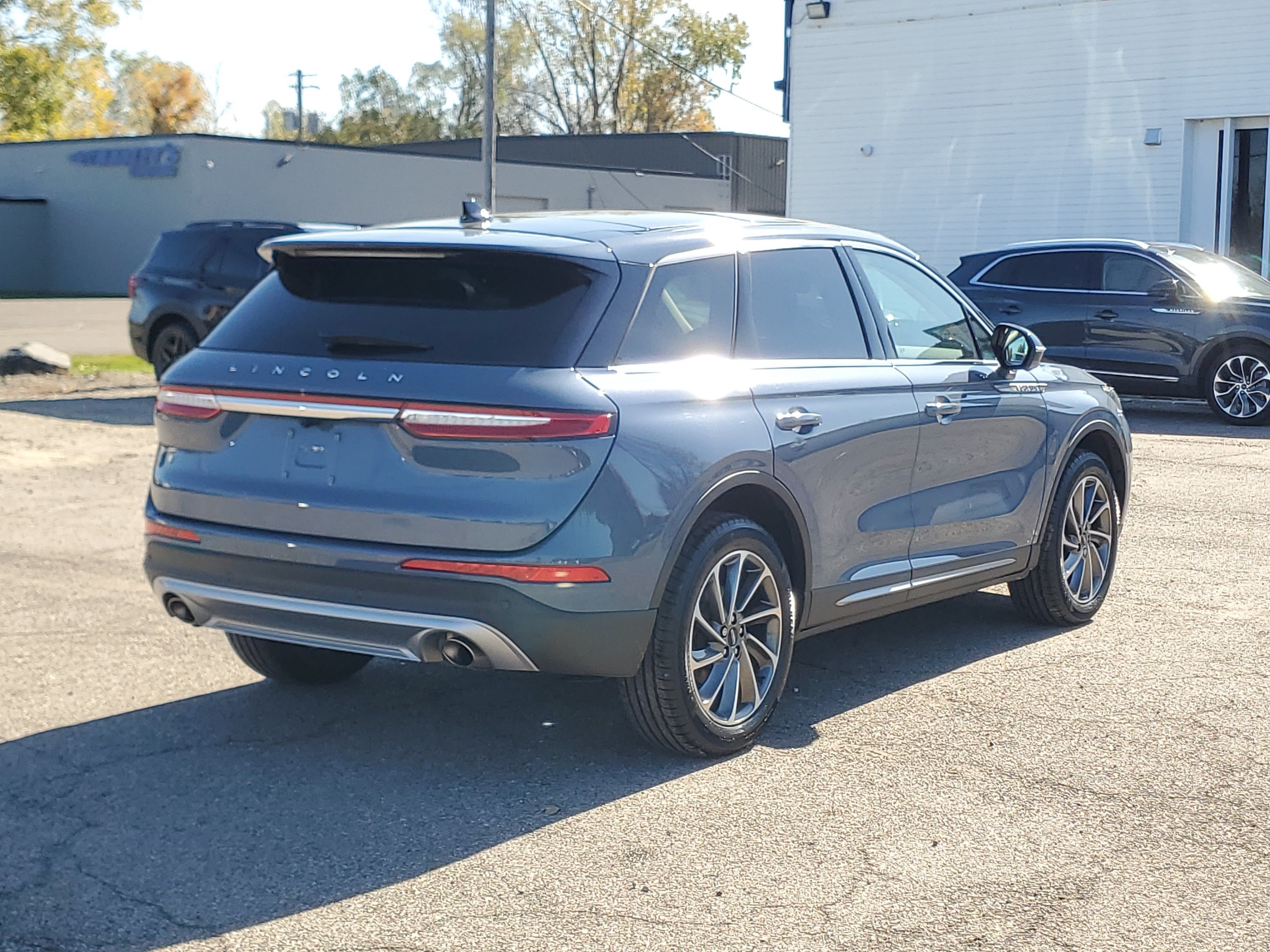 2023 Lincoln Corsair Standard