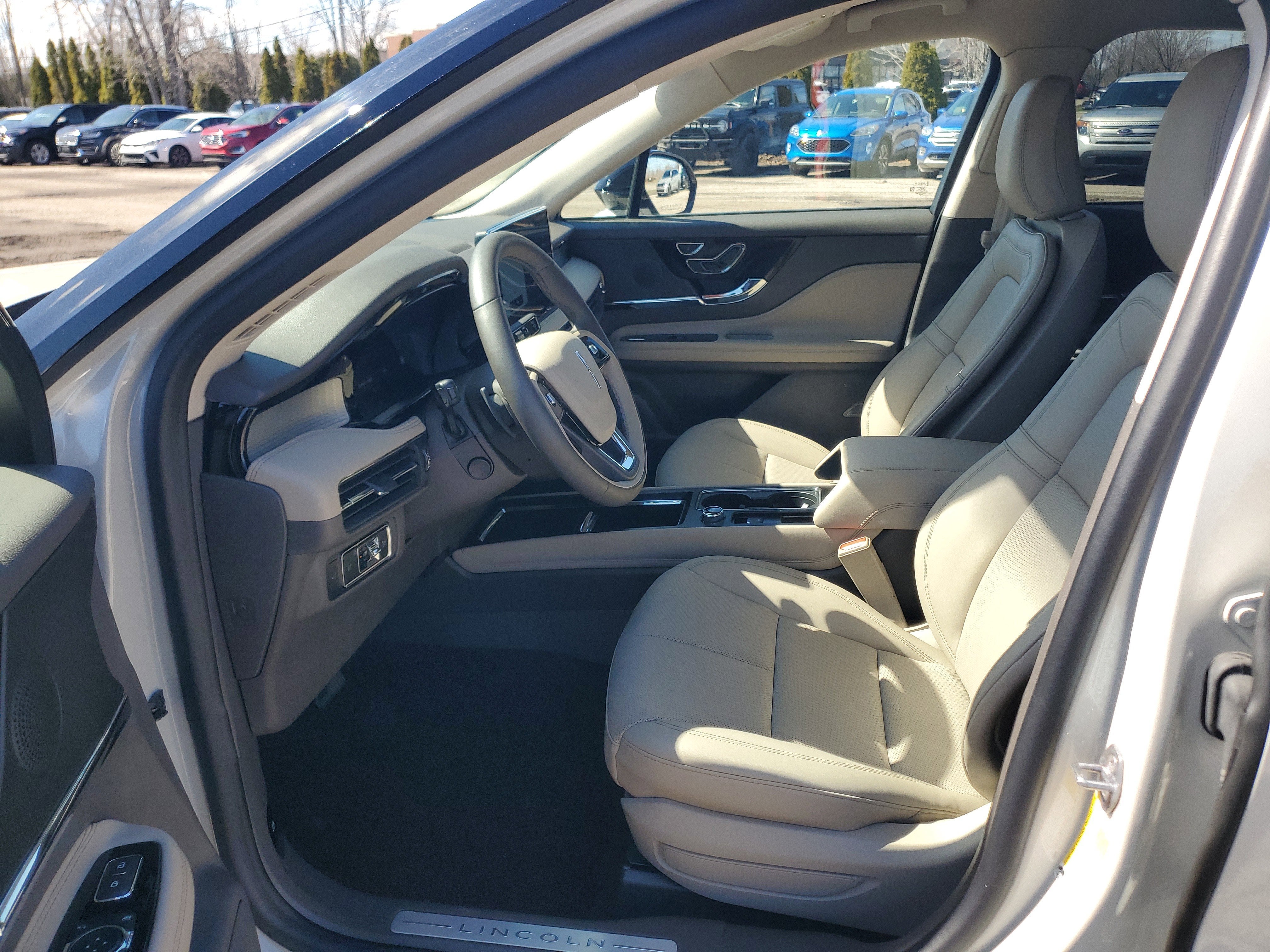 2024 Lincoln Corsair Premiere
