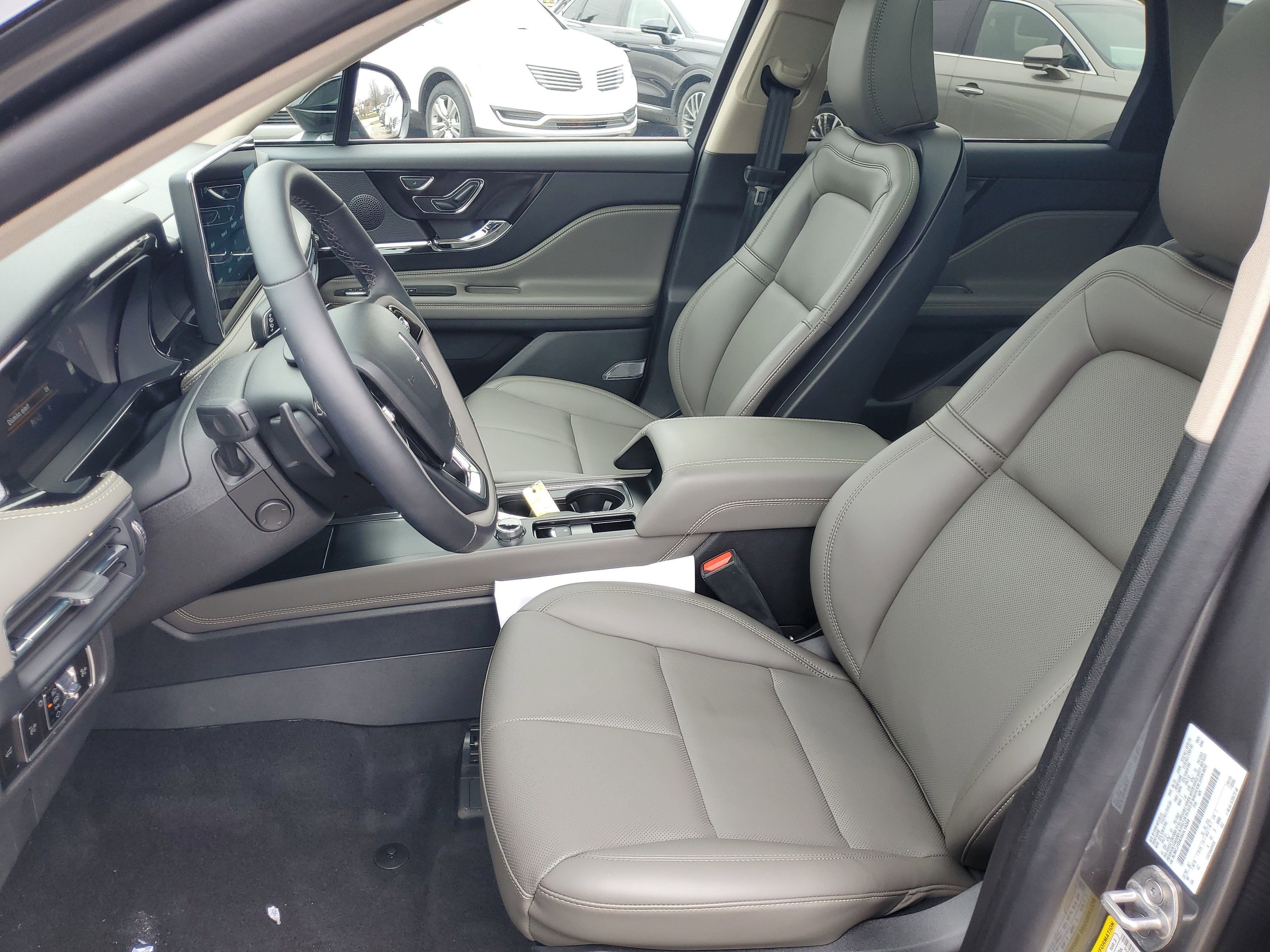 2025 Lincoln Corsair Premiere