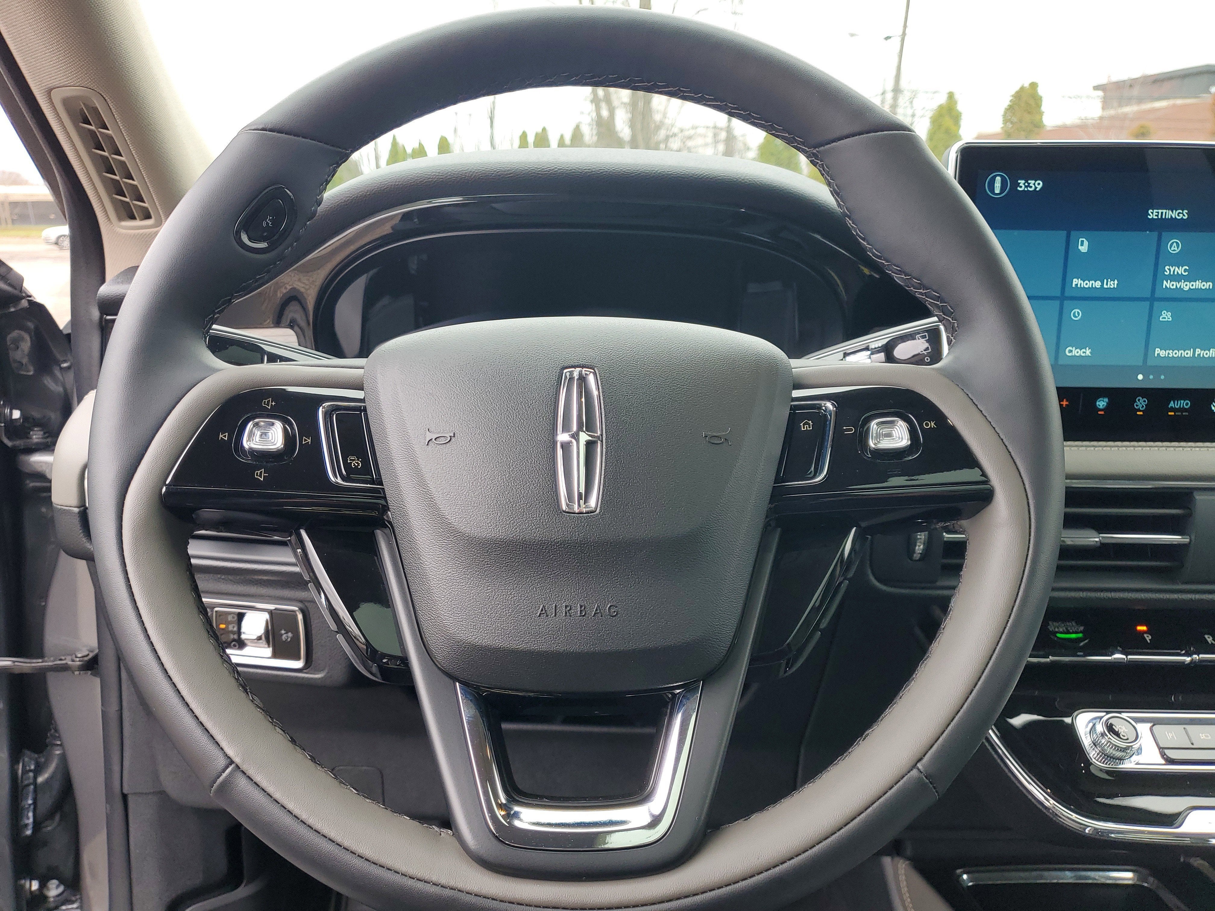 2025 Lincoln Corsair Premiere