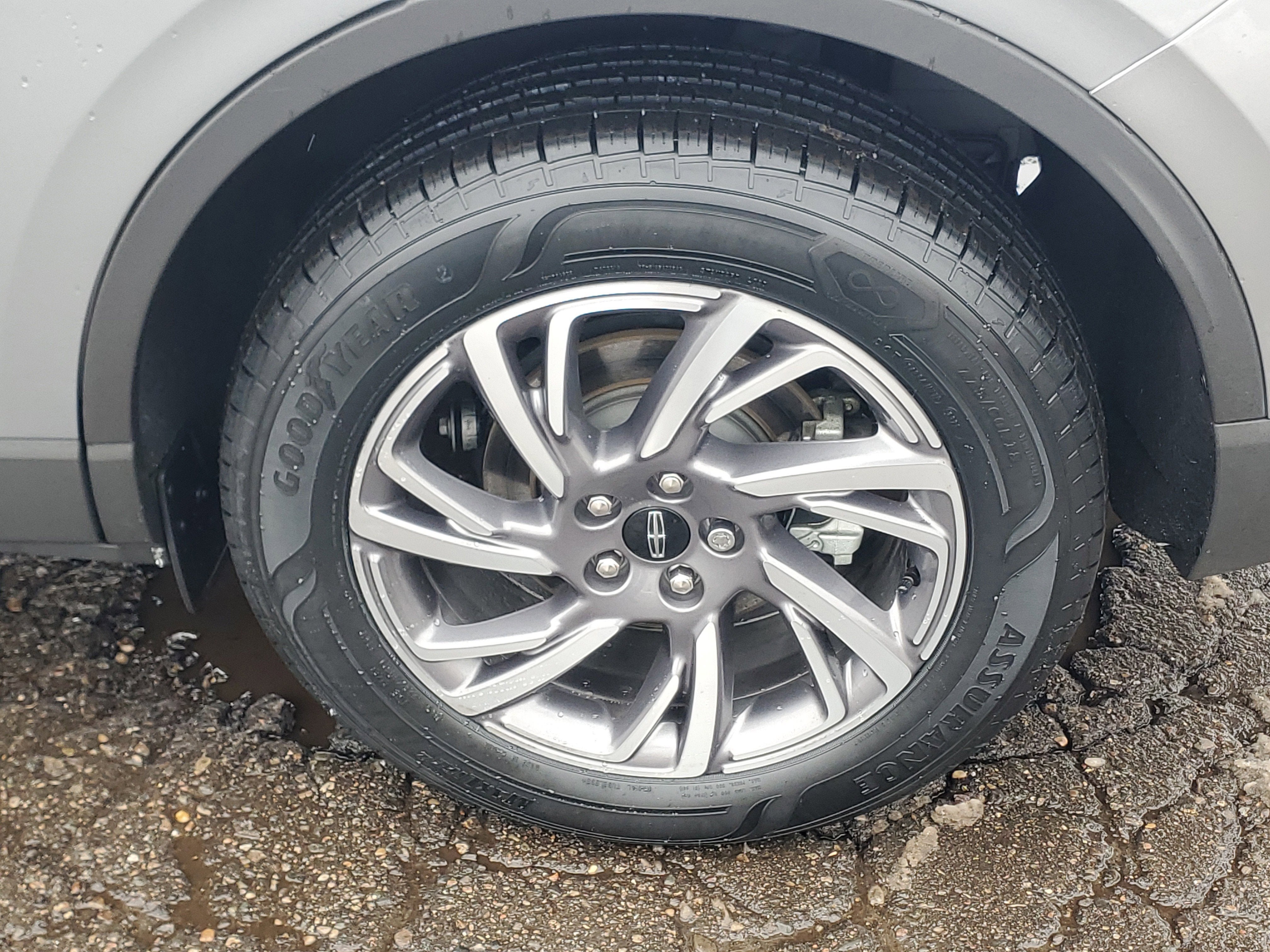 2023 Lincoln Corsair Standard