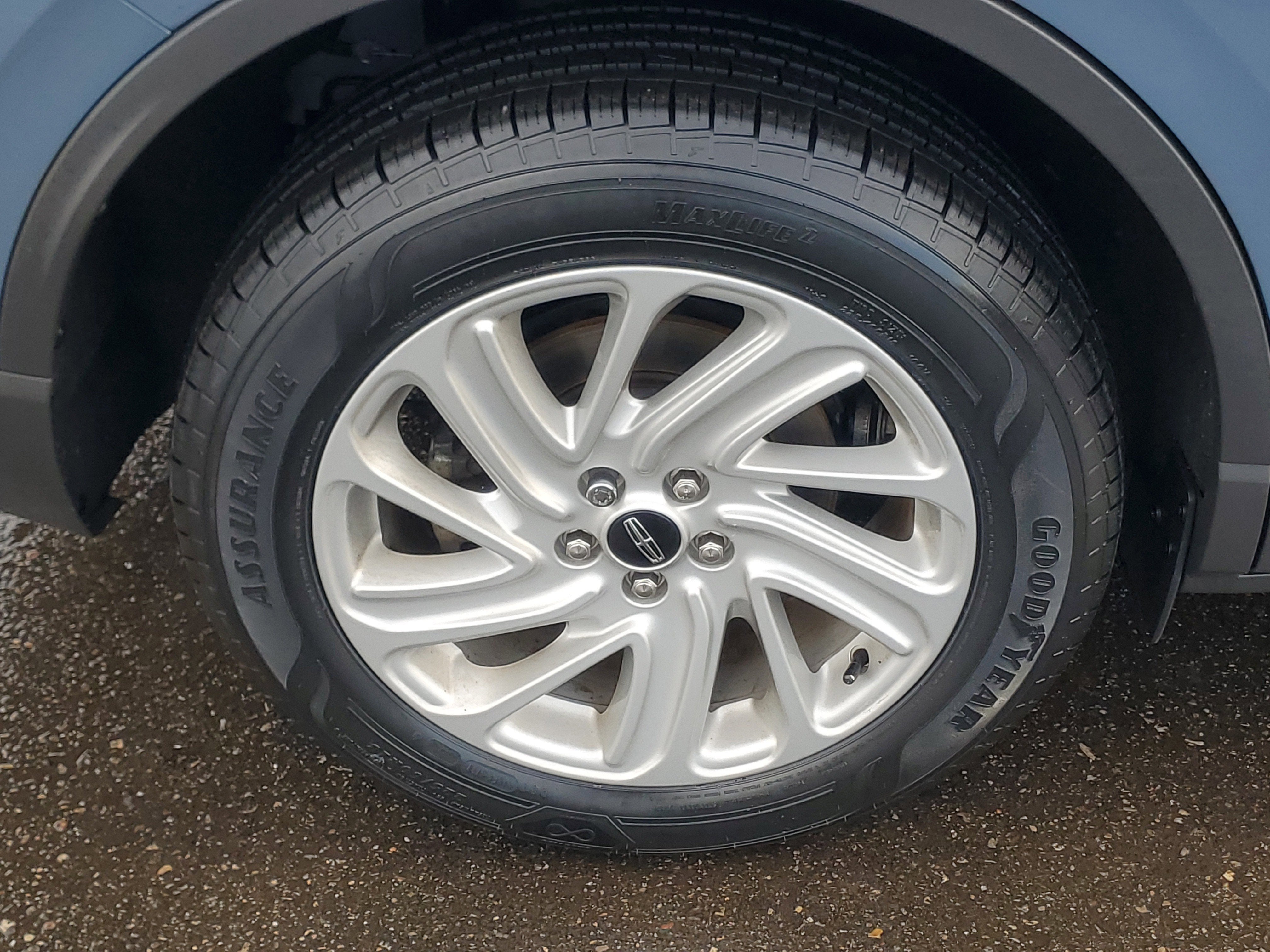 2023 Lincoln Corsair Standard