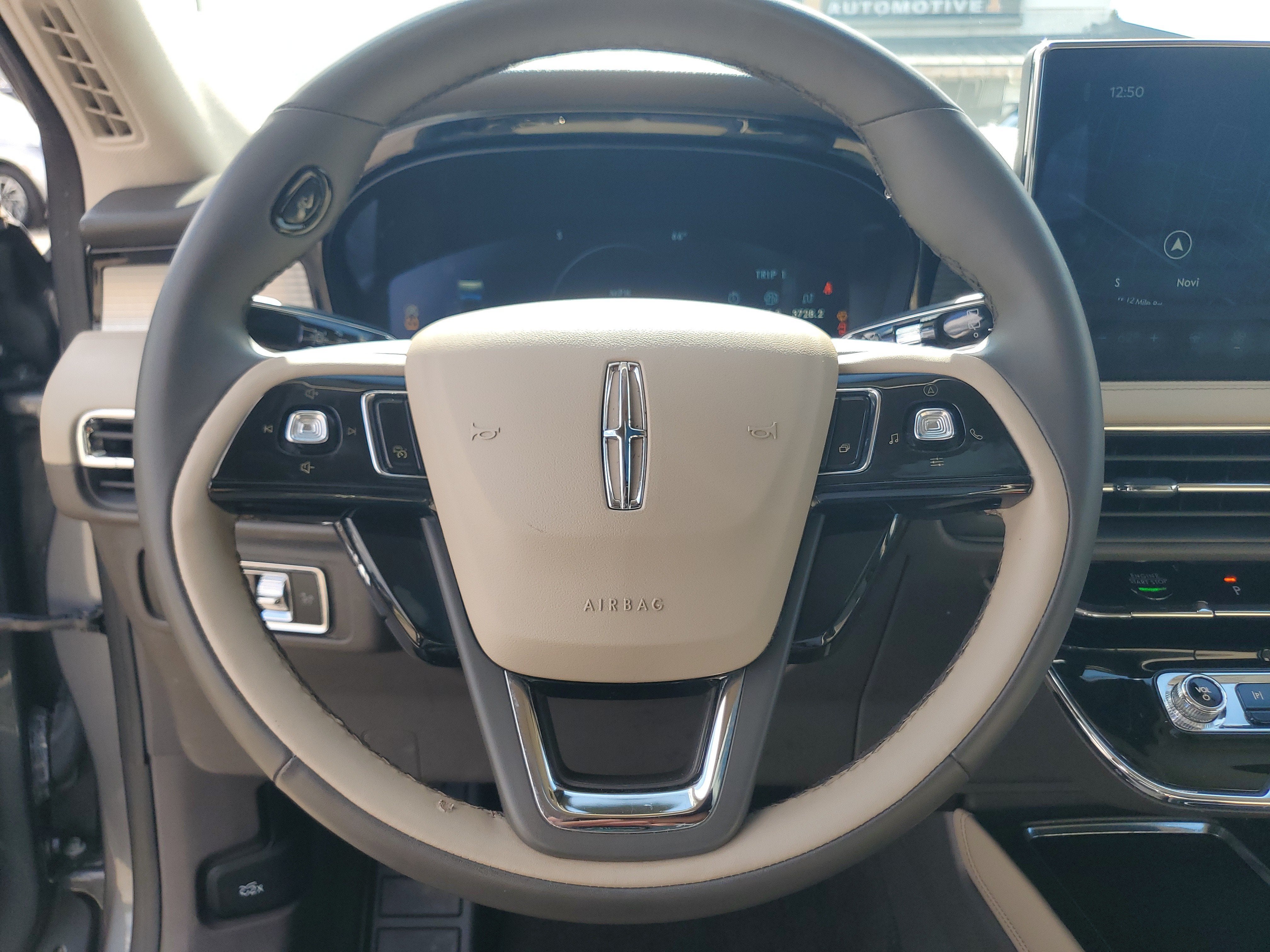 2024 Lincoln Corsair Premiere
