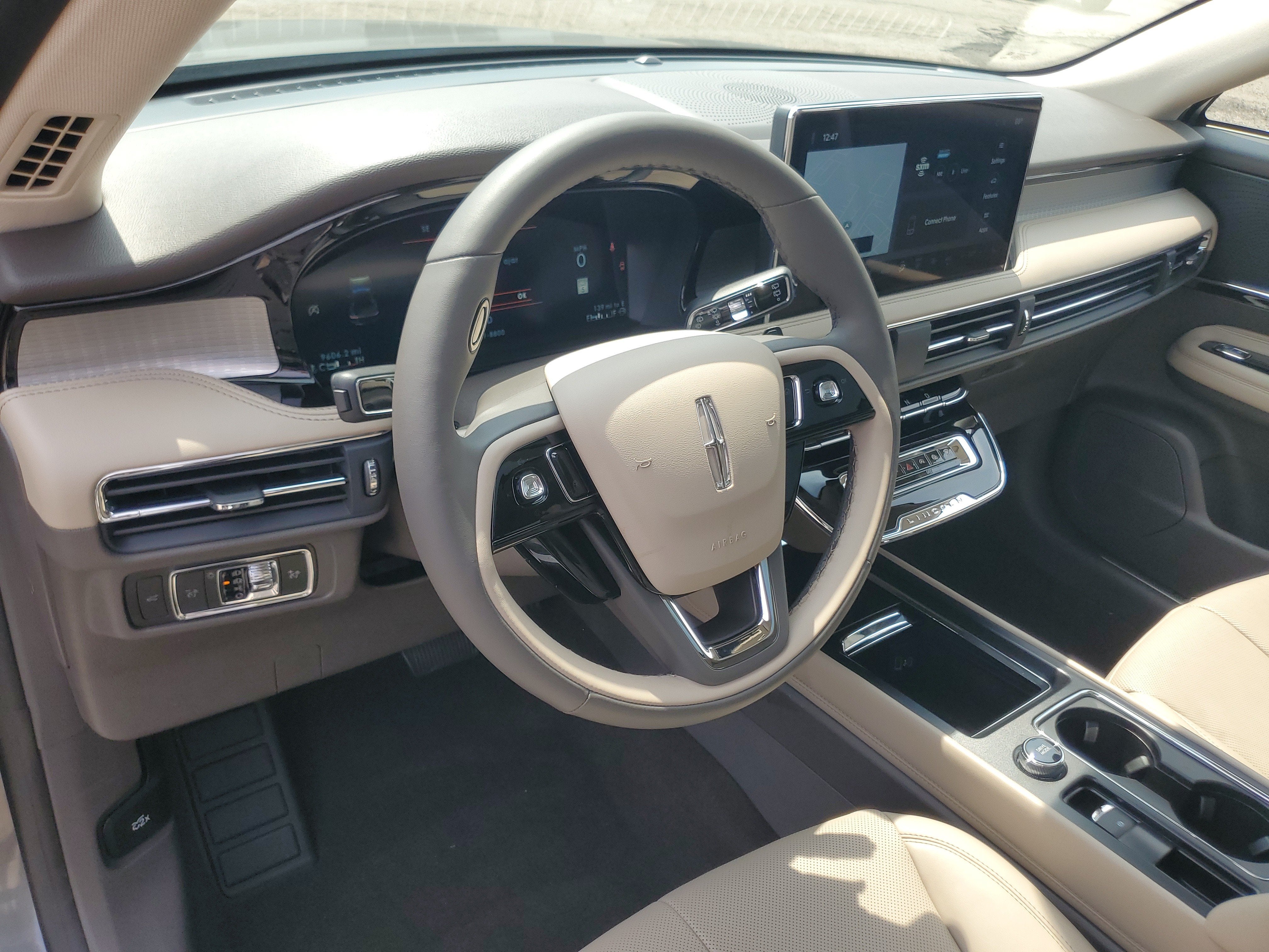 2024 Lincoln Corsair Premiere