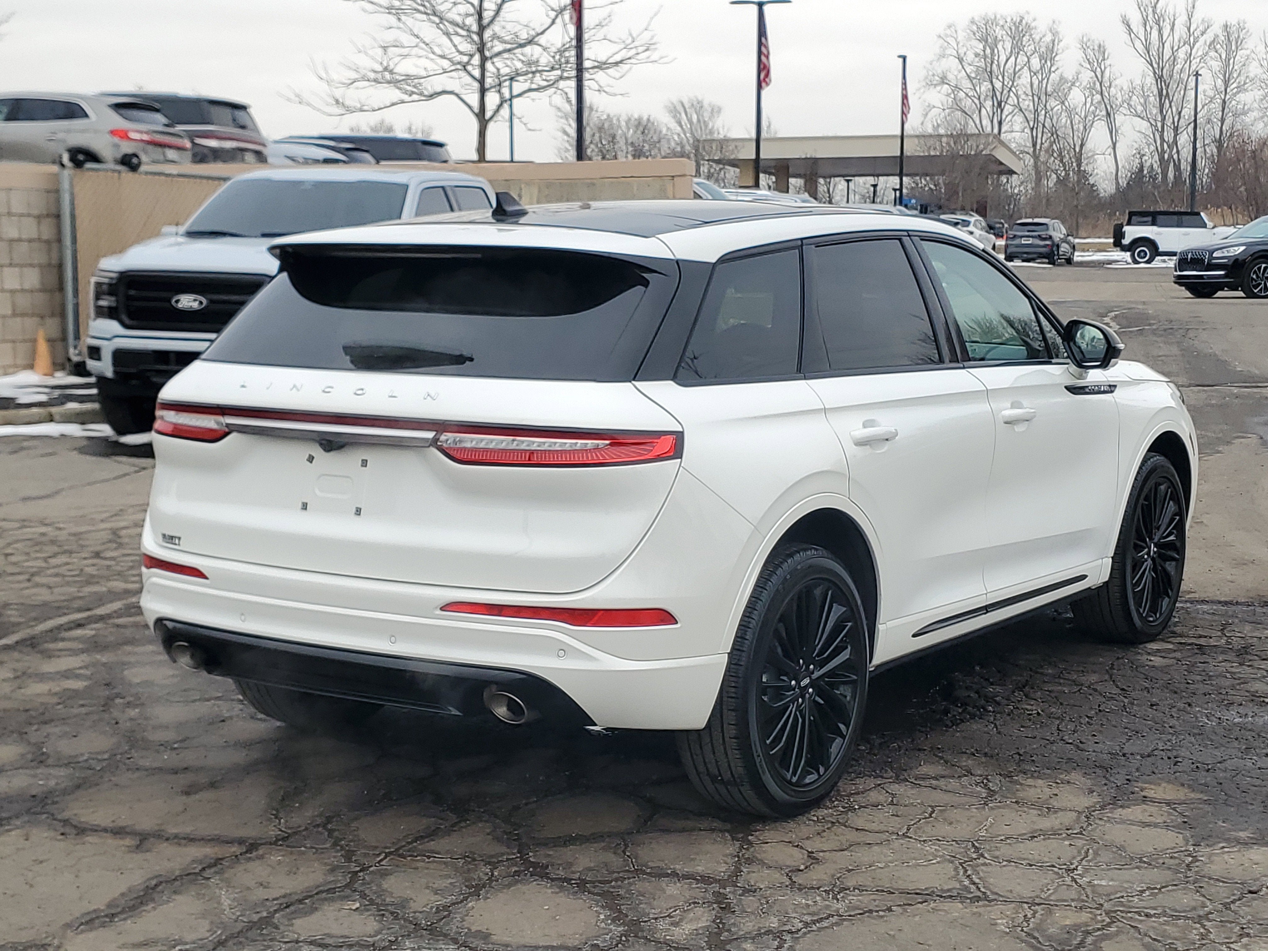 2024 Lincoln Corsair Premiere