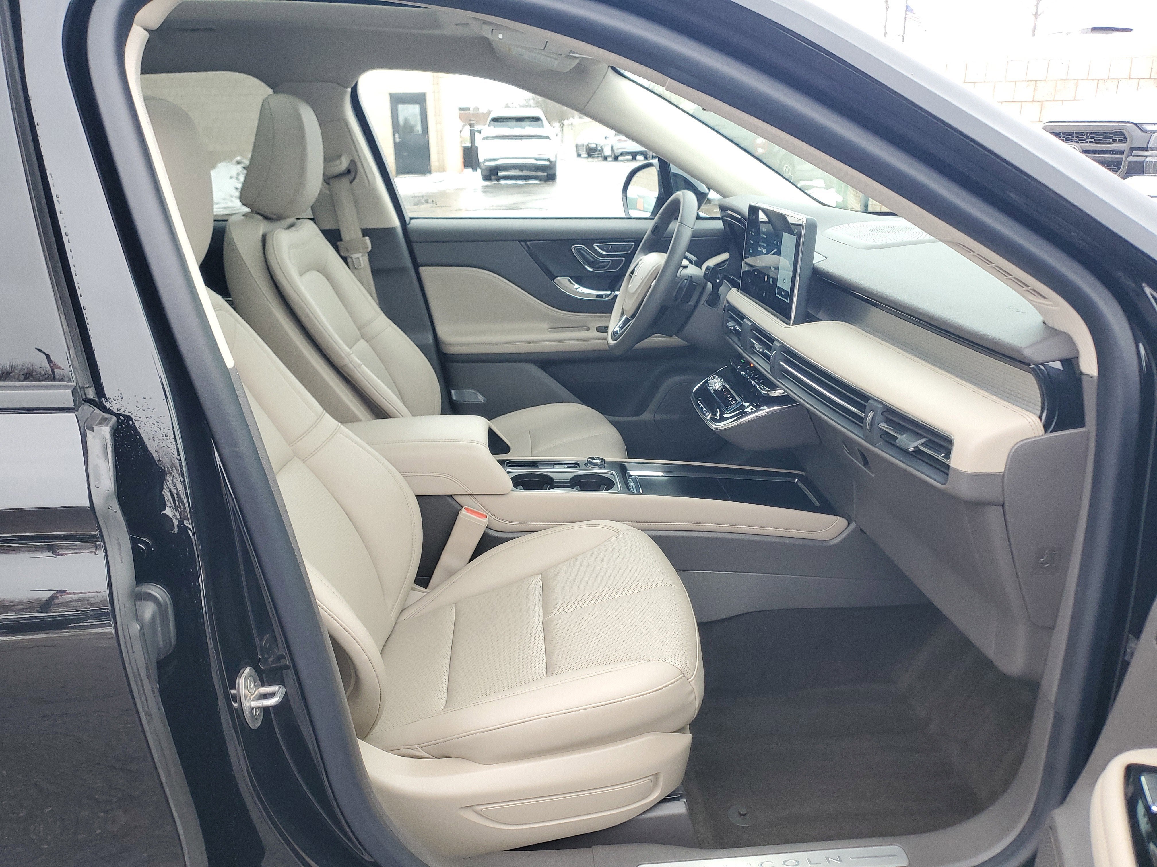 2024 Lincoln Corsair Premiere