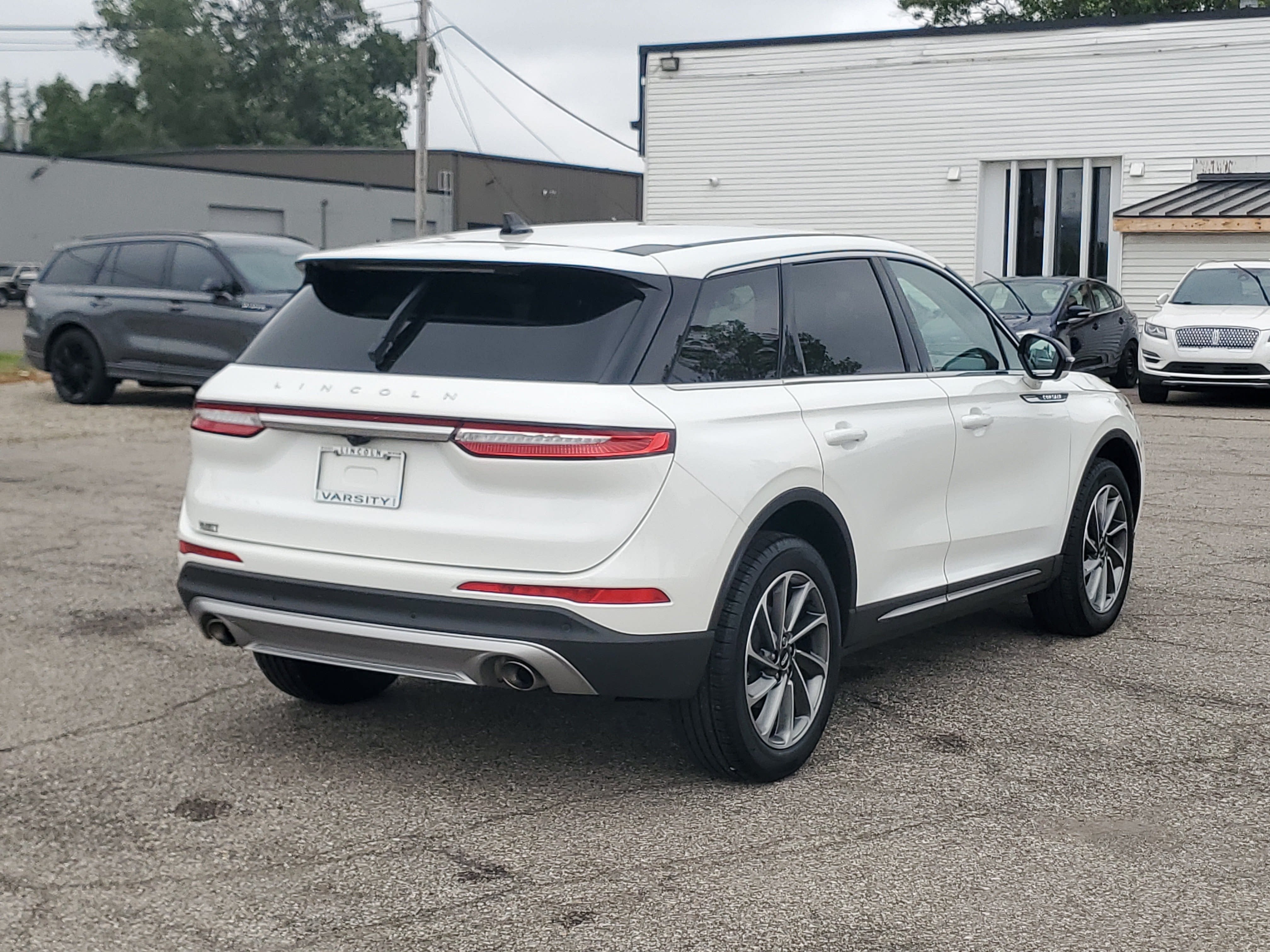 2023 Lincoln Corsair Standard