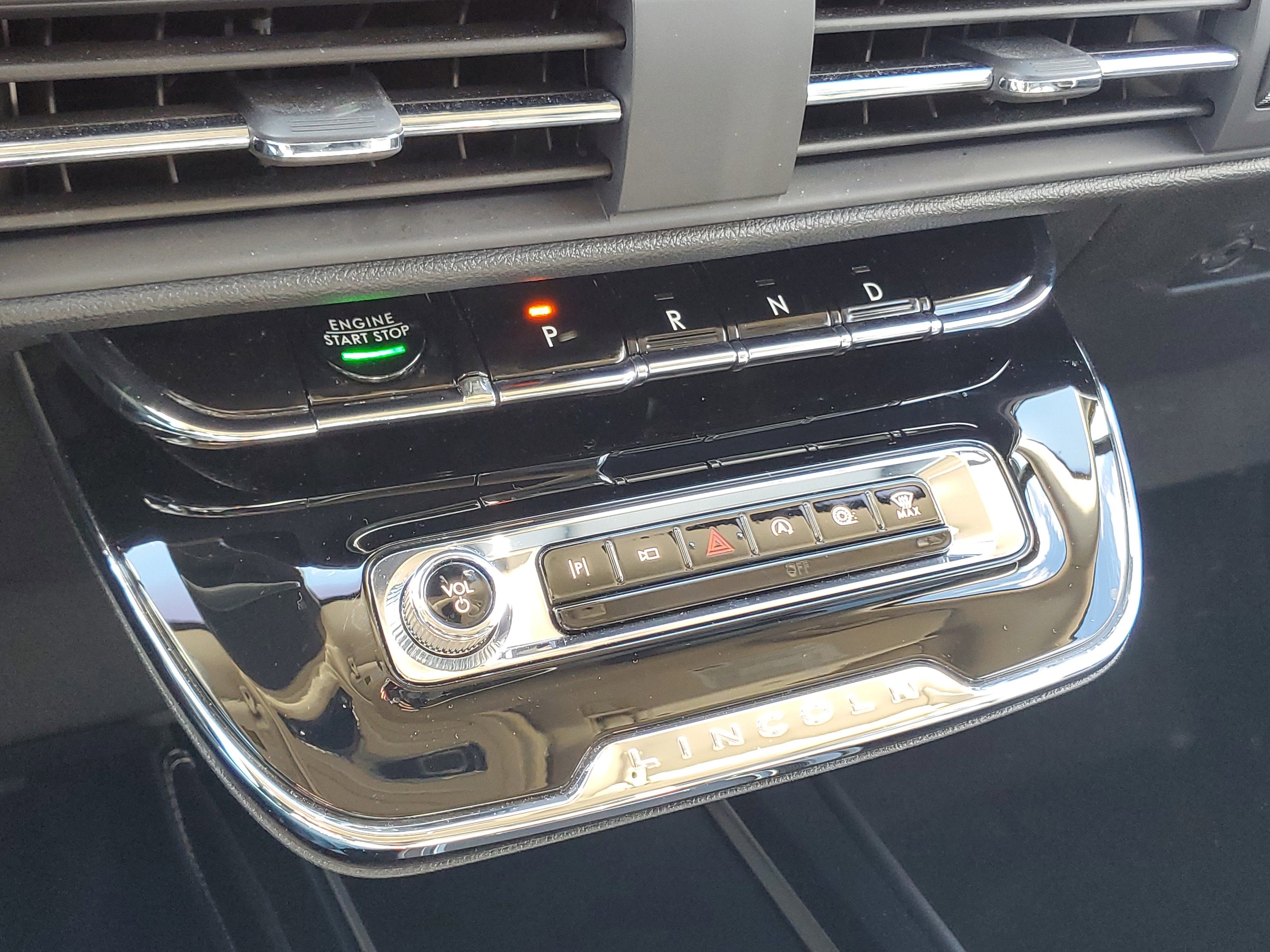 2023 Lincoln Corsair Standard