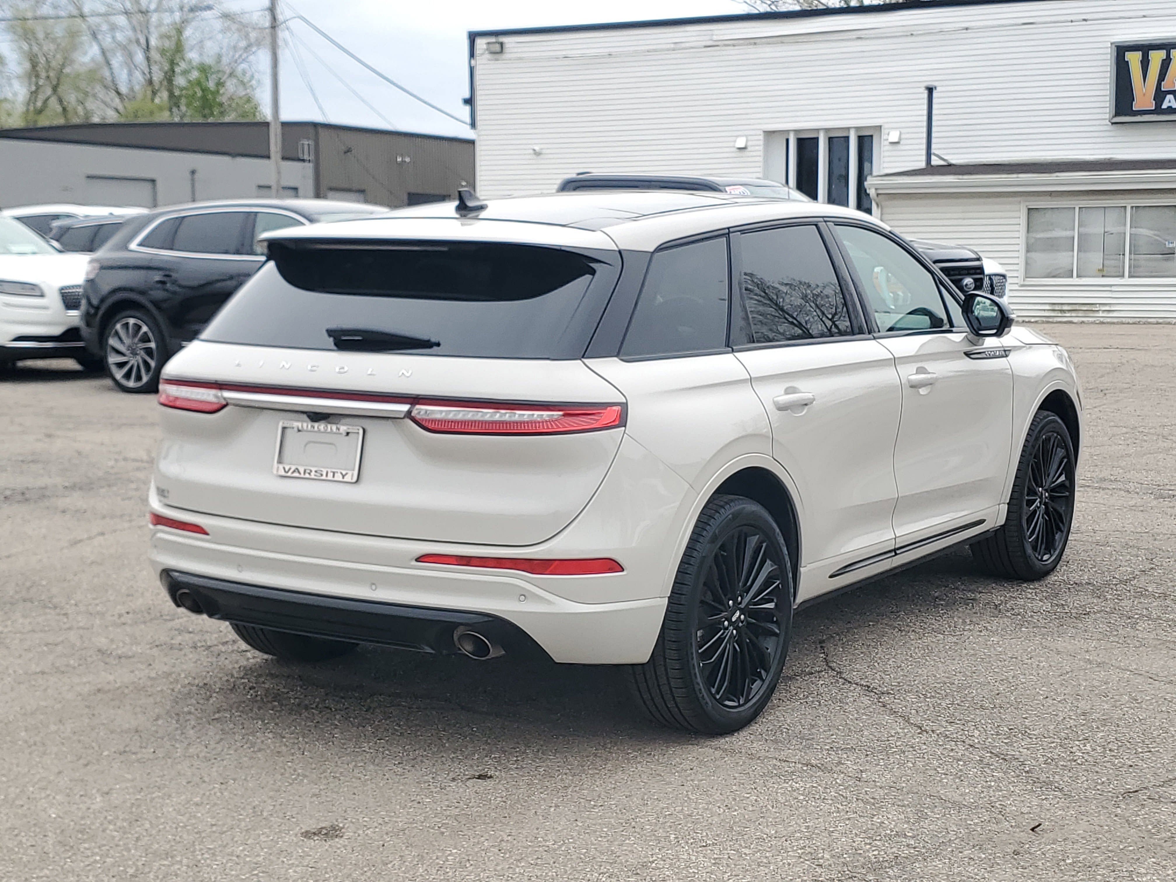 2024 Lincoln Corsair Premiere