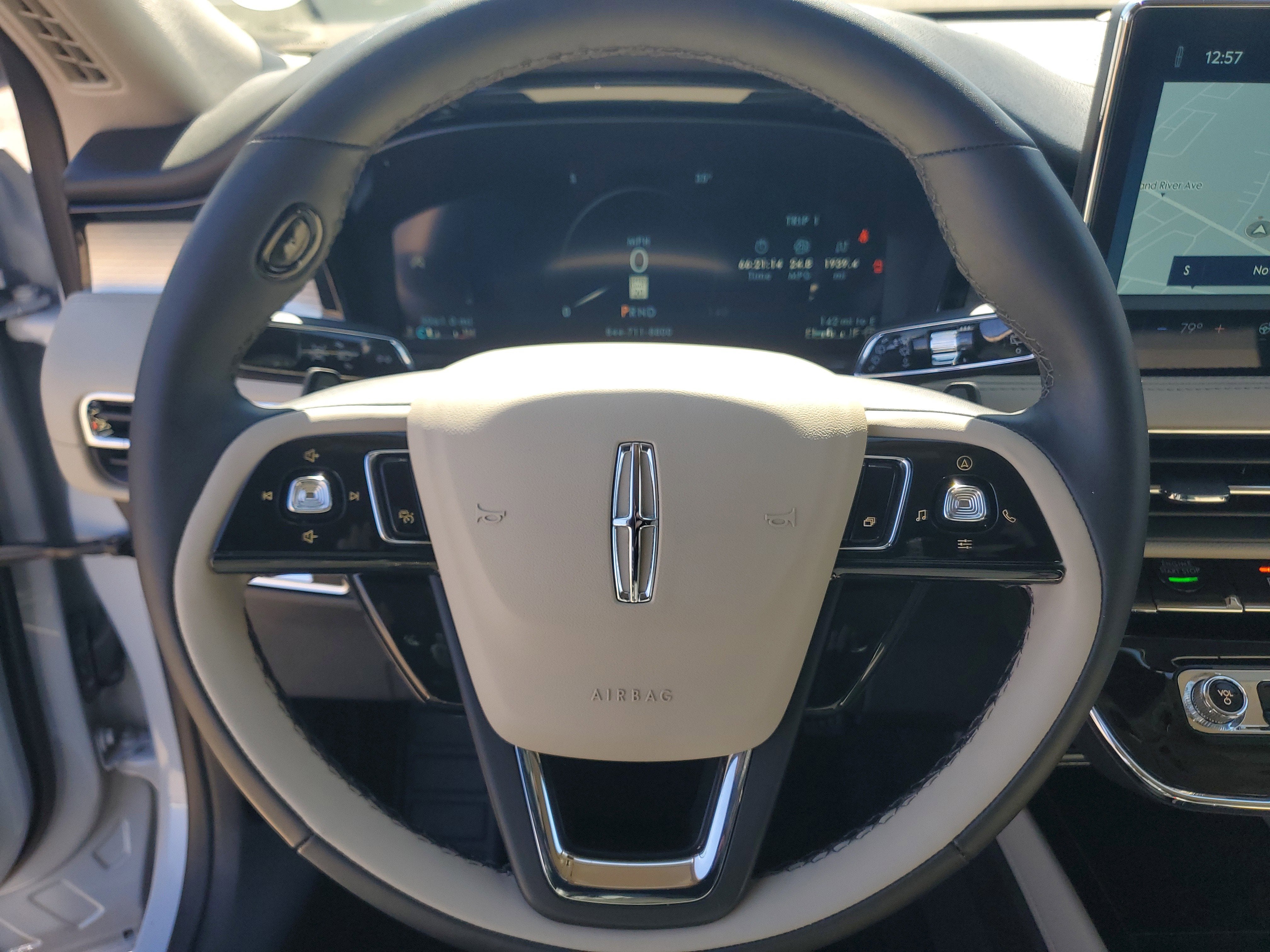 2025 Lincoln Corsair Premiere