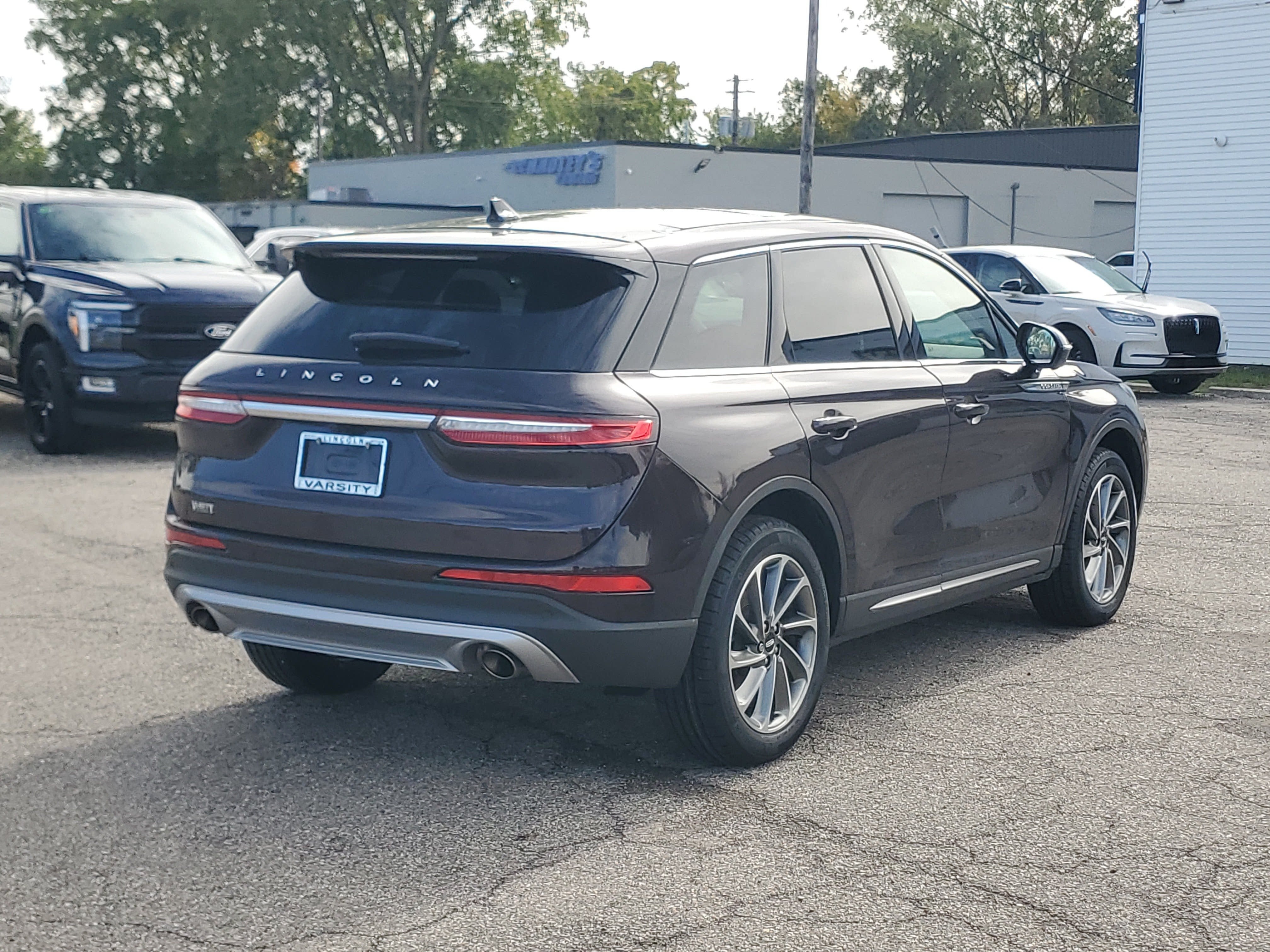2023 Lincoln Corsair Standard