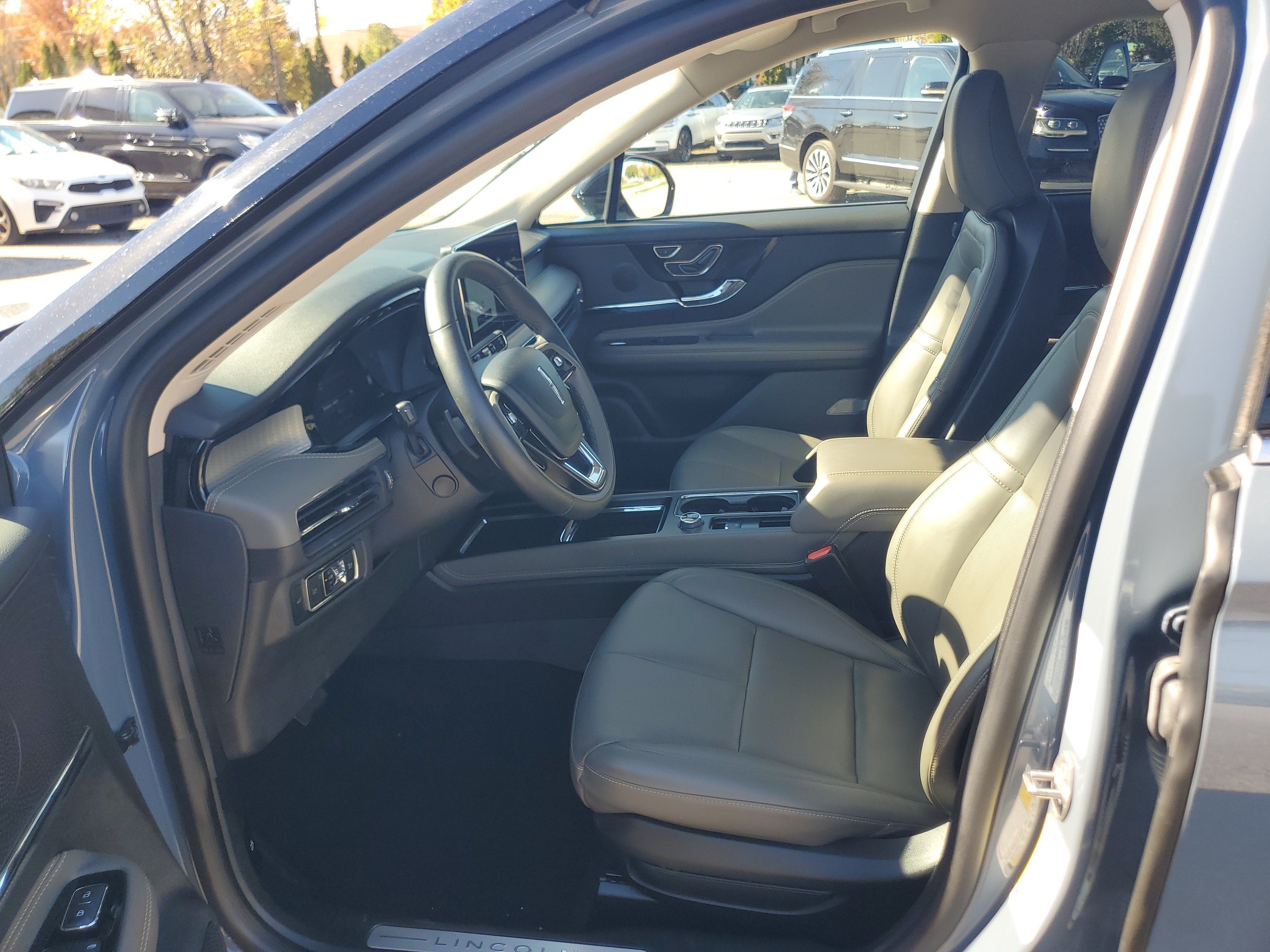 2023 Lincoln Corsair Standard