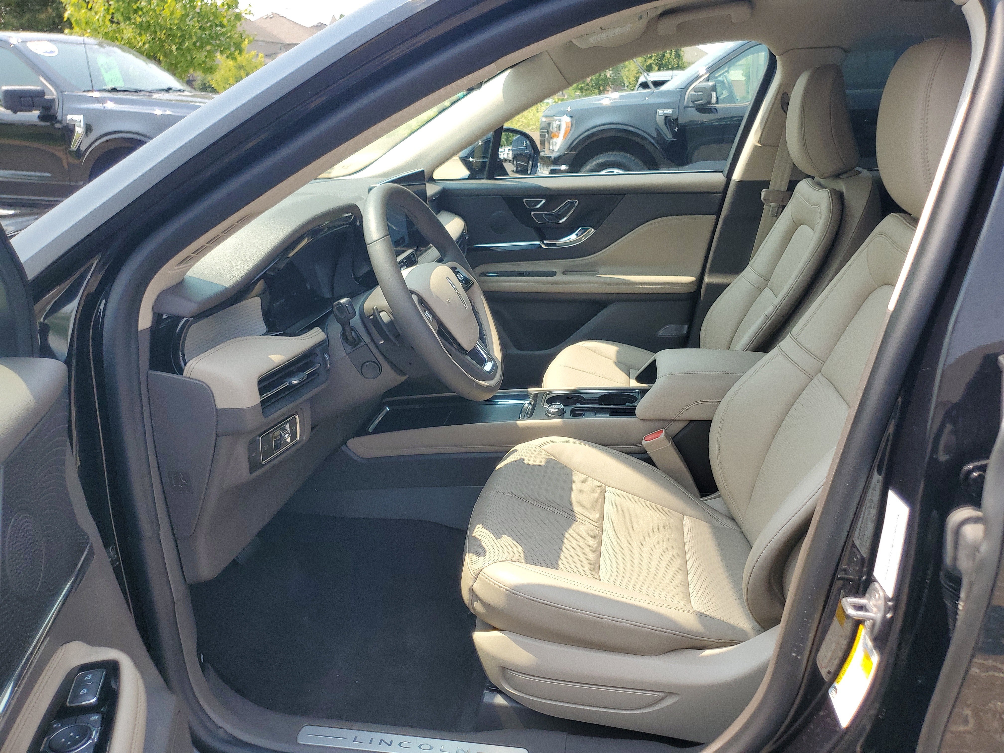 2024 Lincoln Corsair Premiere