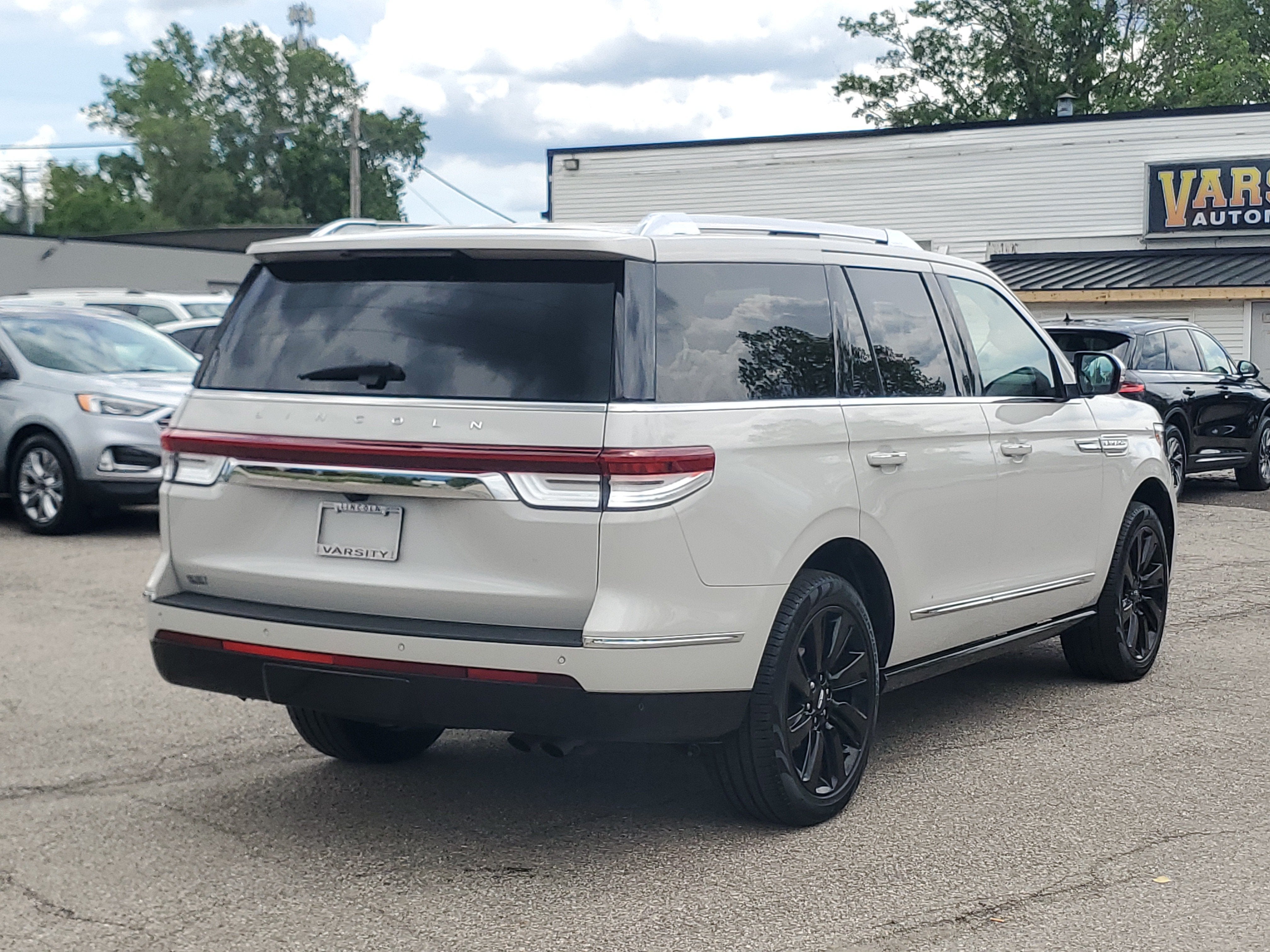 2024 Lincoln Navigator Reserve