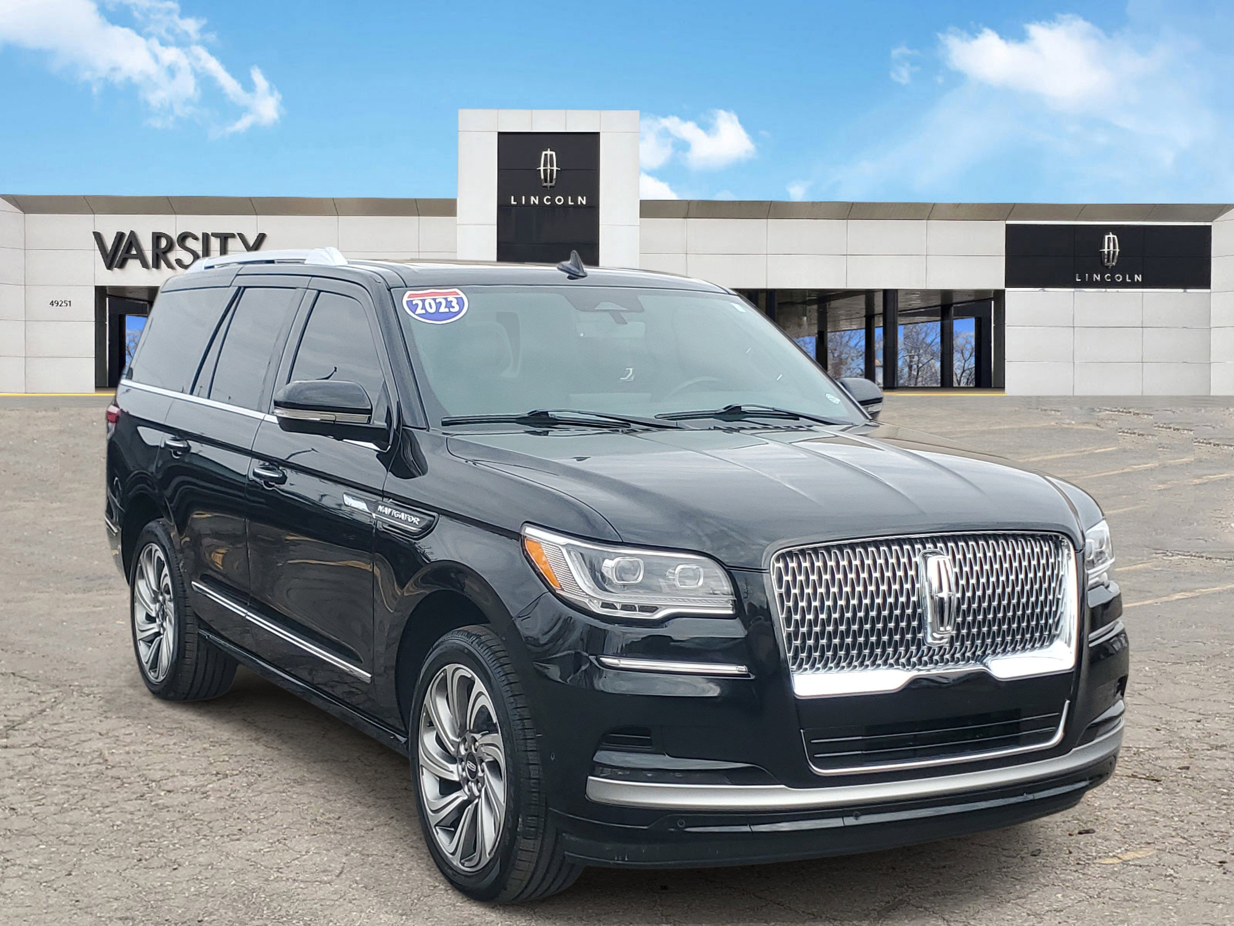 2023 Lincoln Navigator Standard