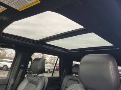 2023 Lincoln Navigator Standard