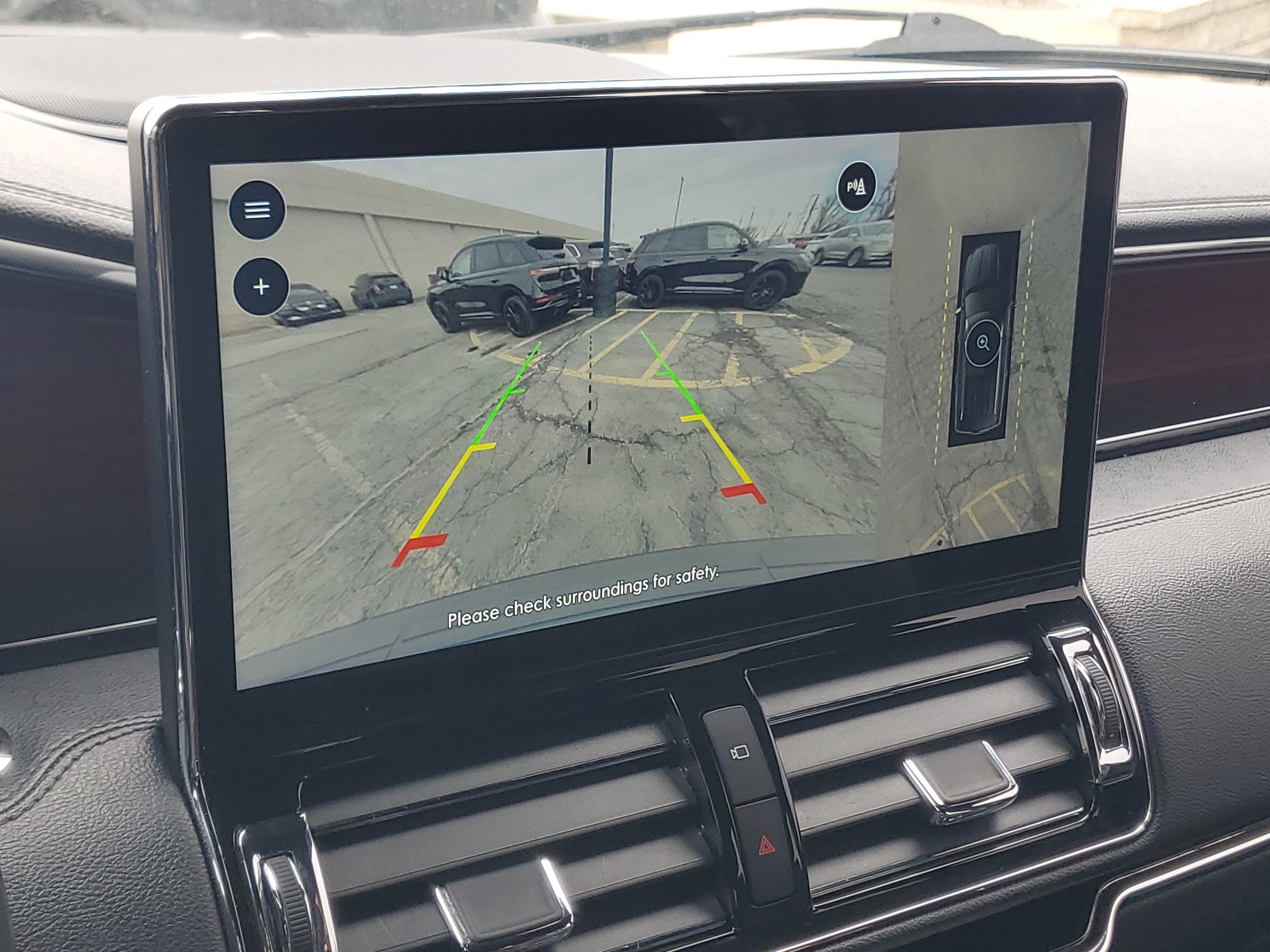 2023 Lincoln Navigator Standard