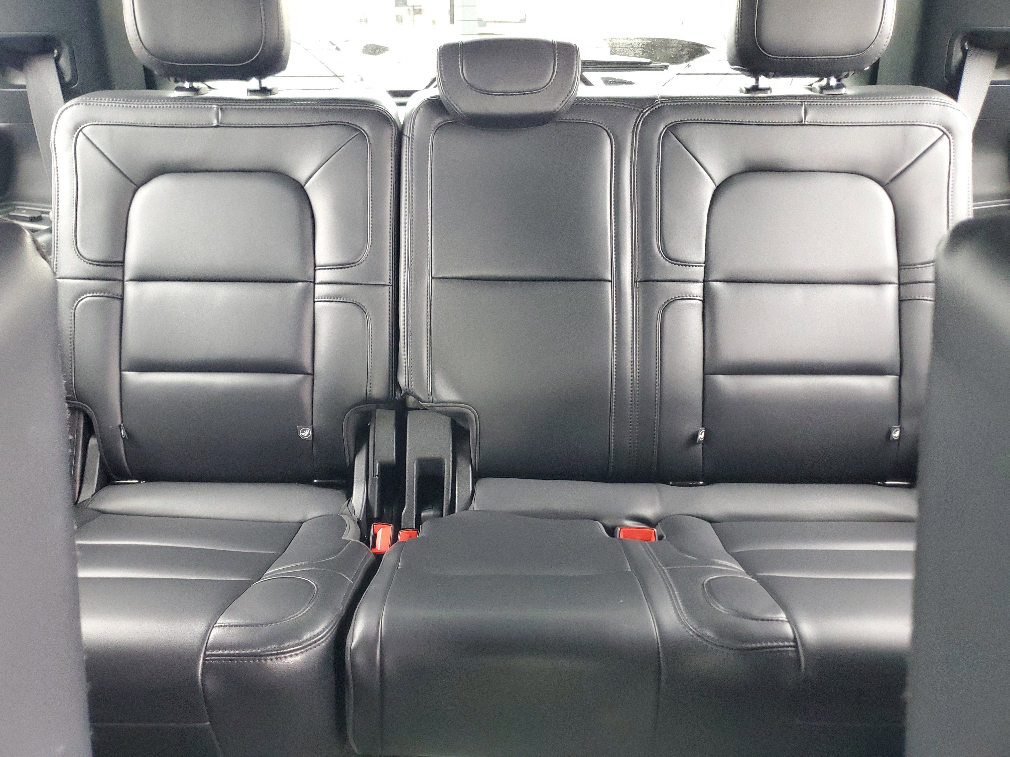 2023 Lincoln Navigator Standard