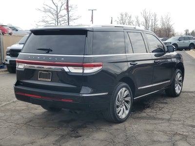 2023 Lincoln Navigator Standard