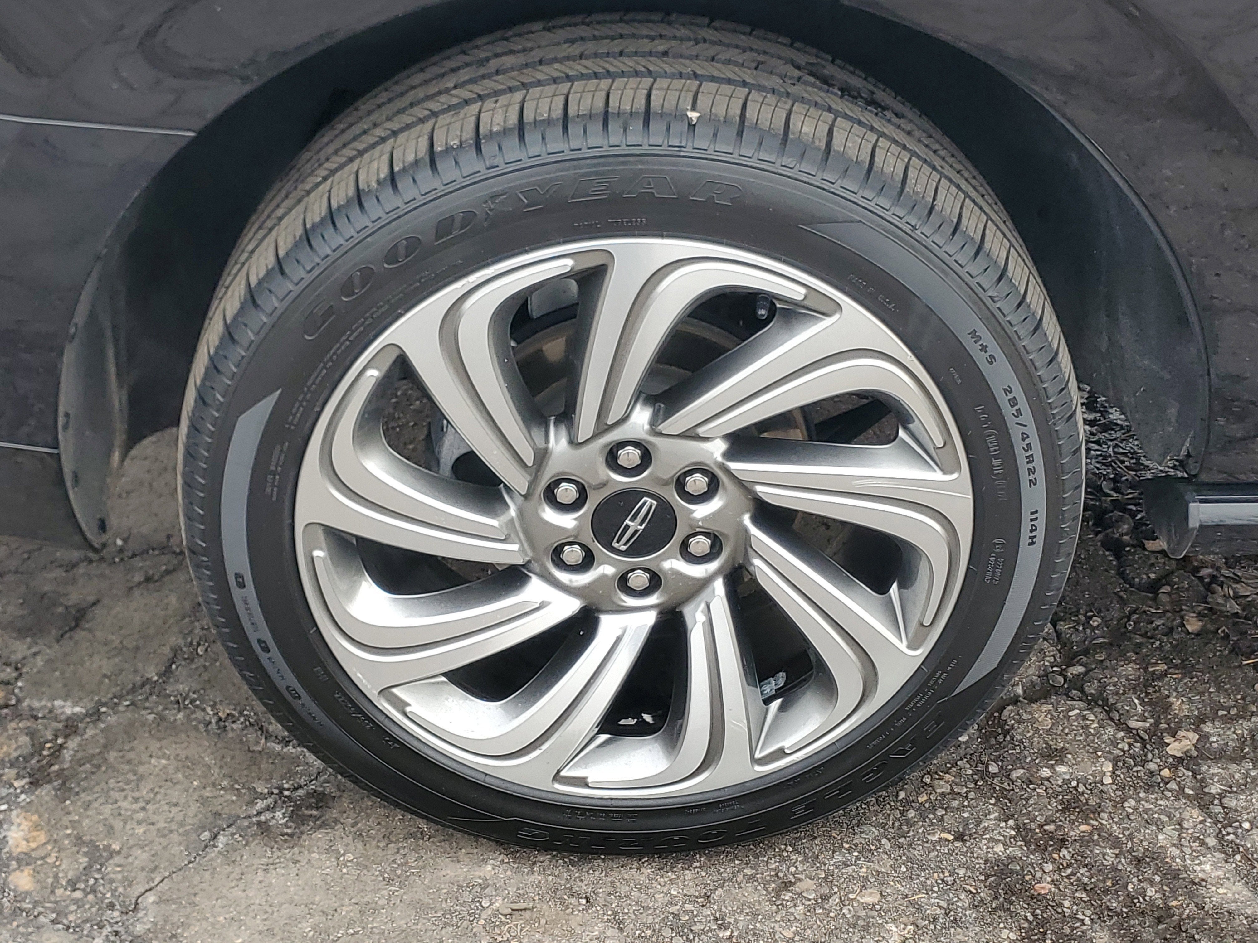 2023 Lincoln Navigator Standard