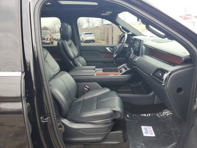 2023 Lincoln Navigator Standard