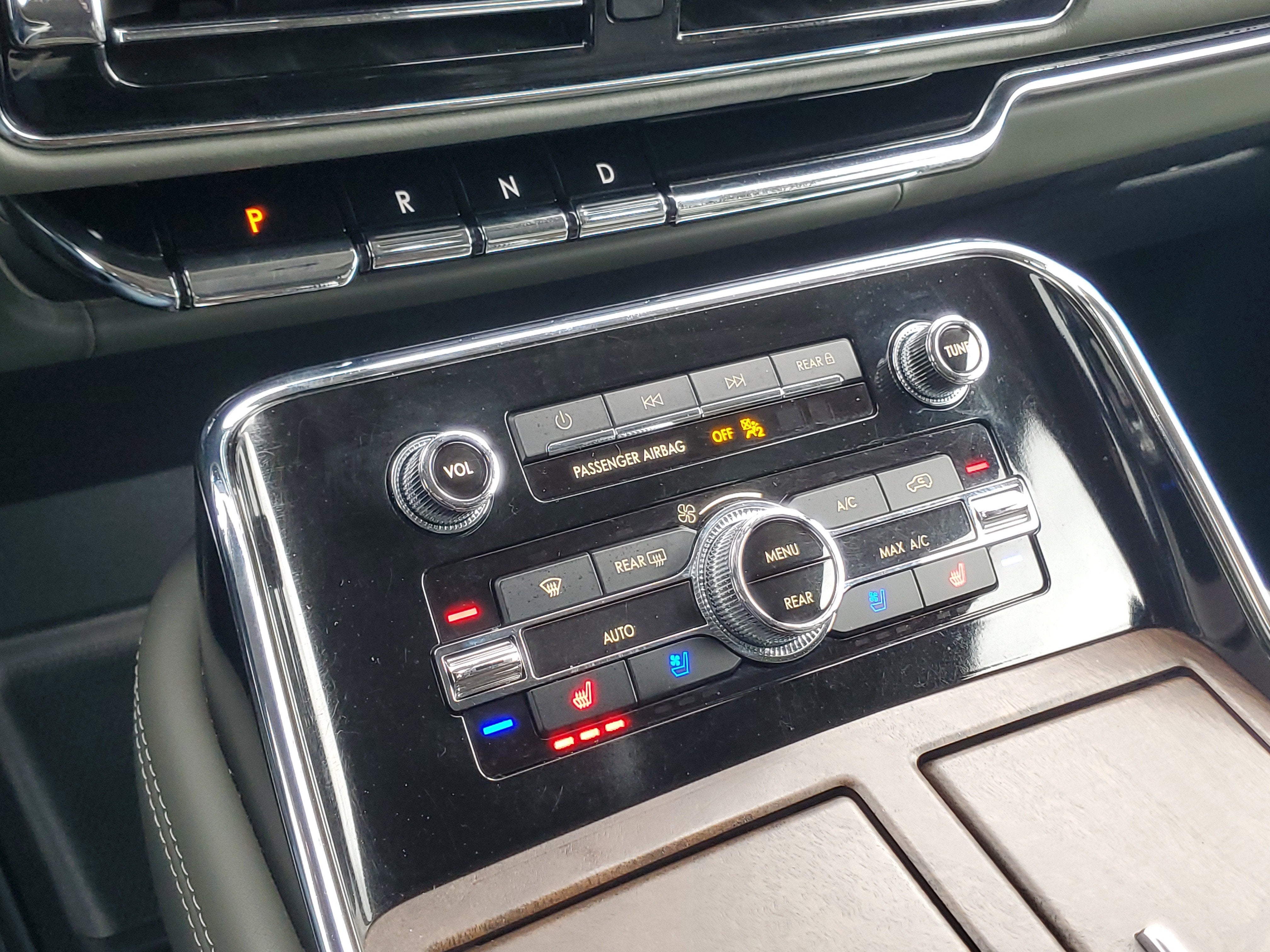 2024 Lincoln Navigator Black Label
