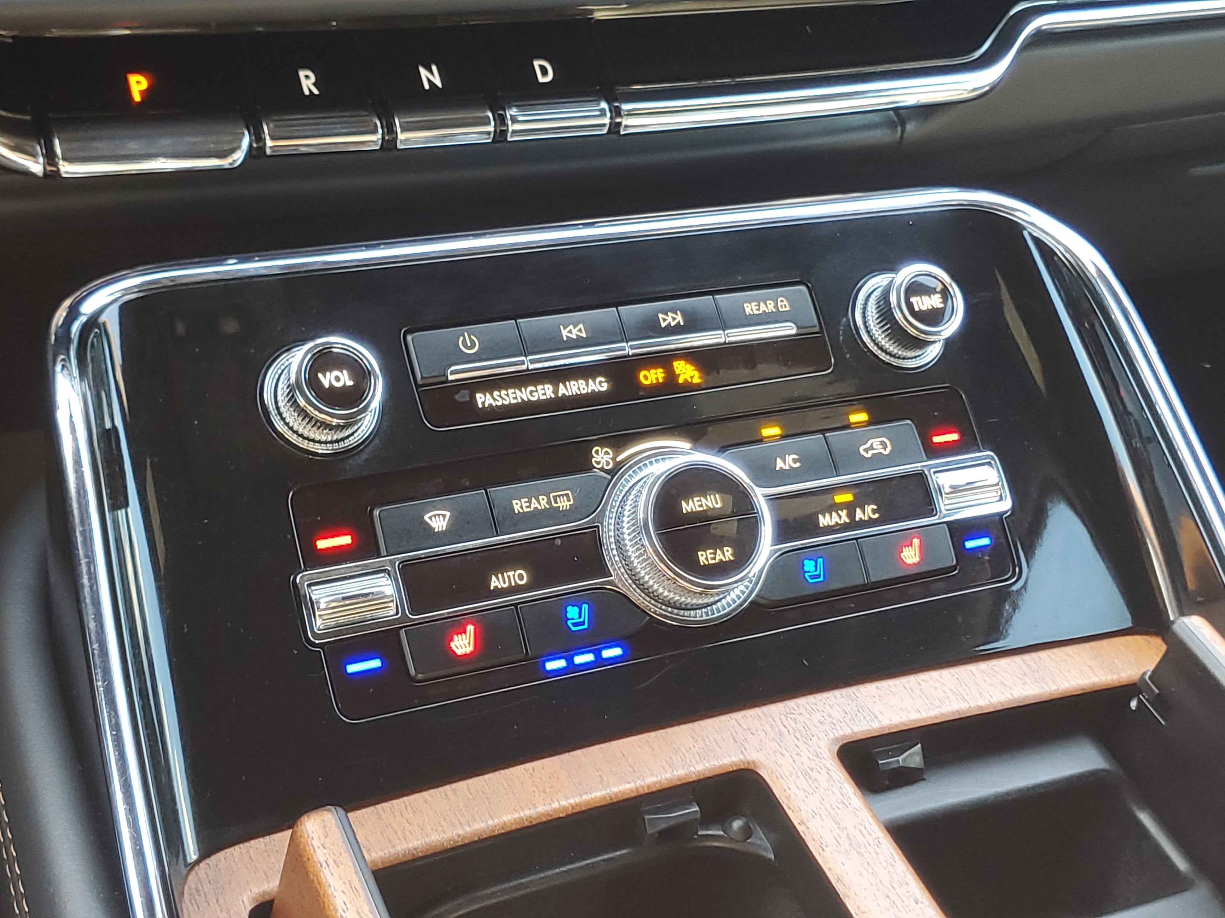 2024 Lincoln Navigator Black Label