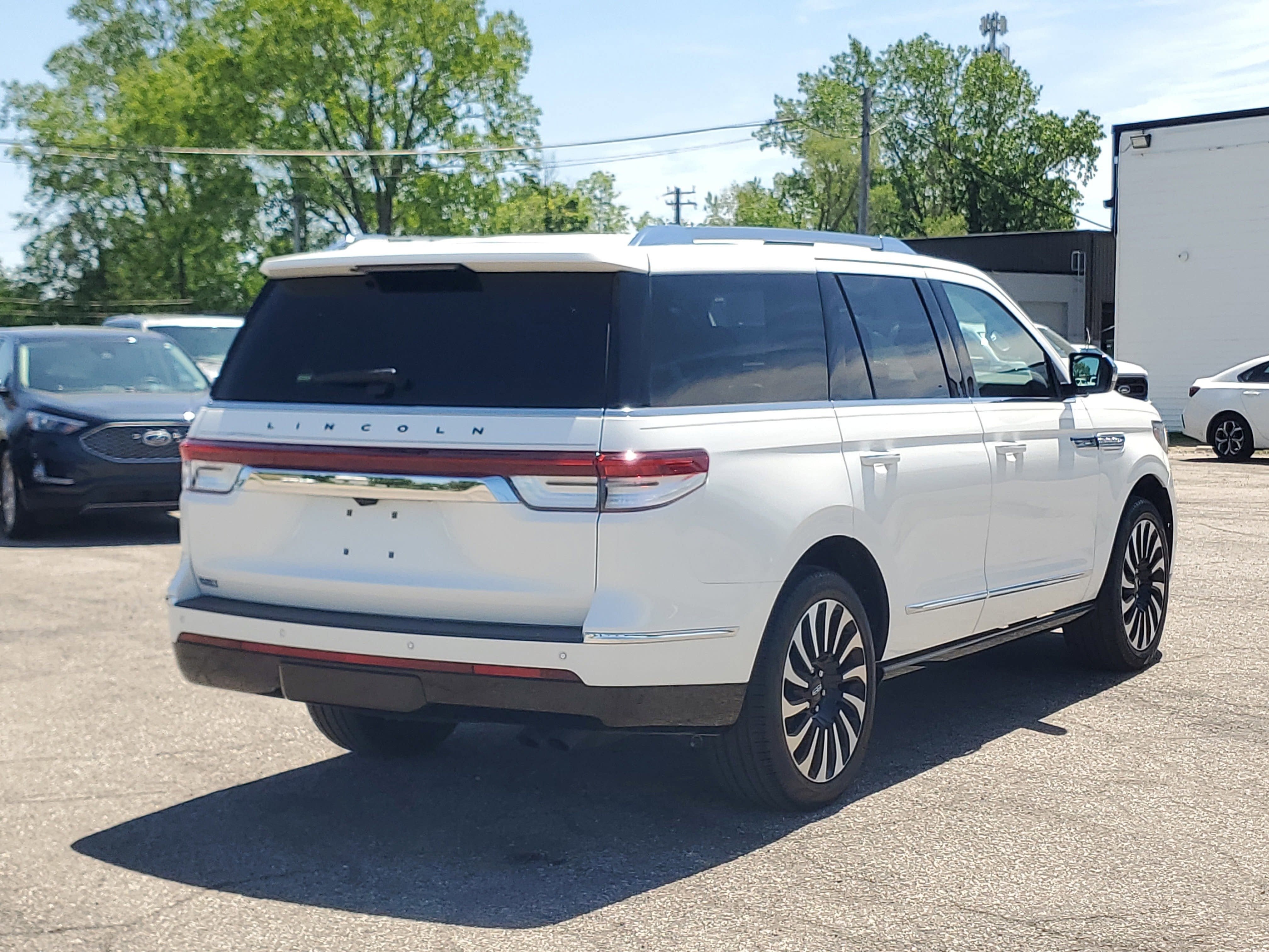 2023 Lincoln Navigator Black Label