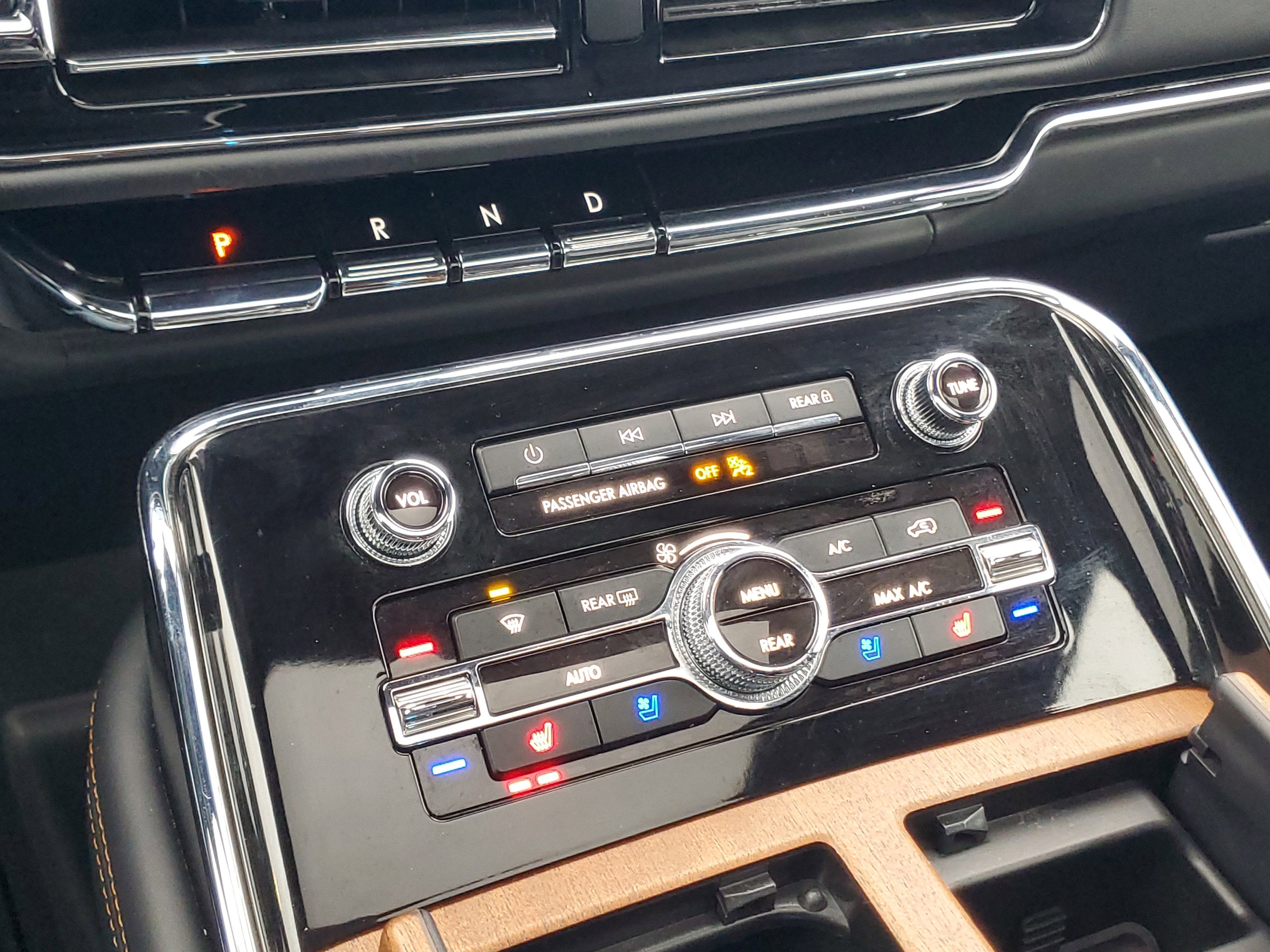 2023 Lincoln Navigator Black Label