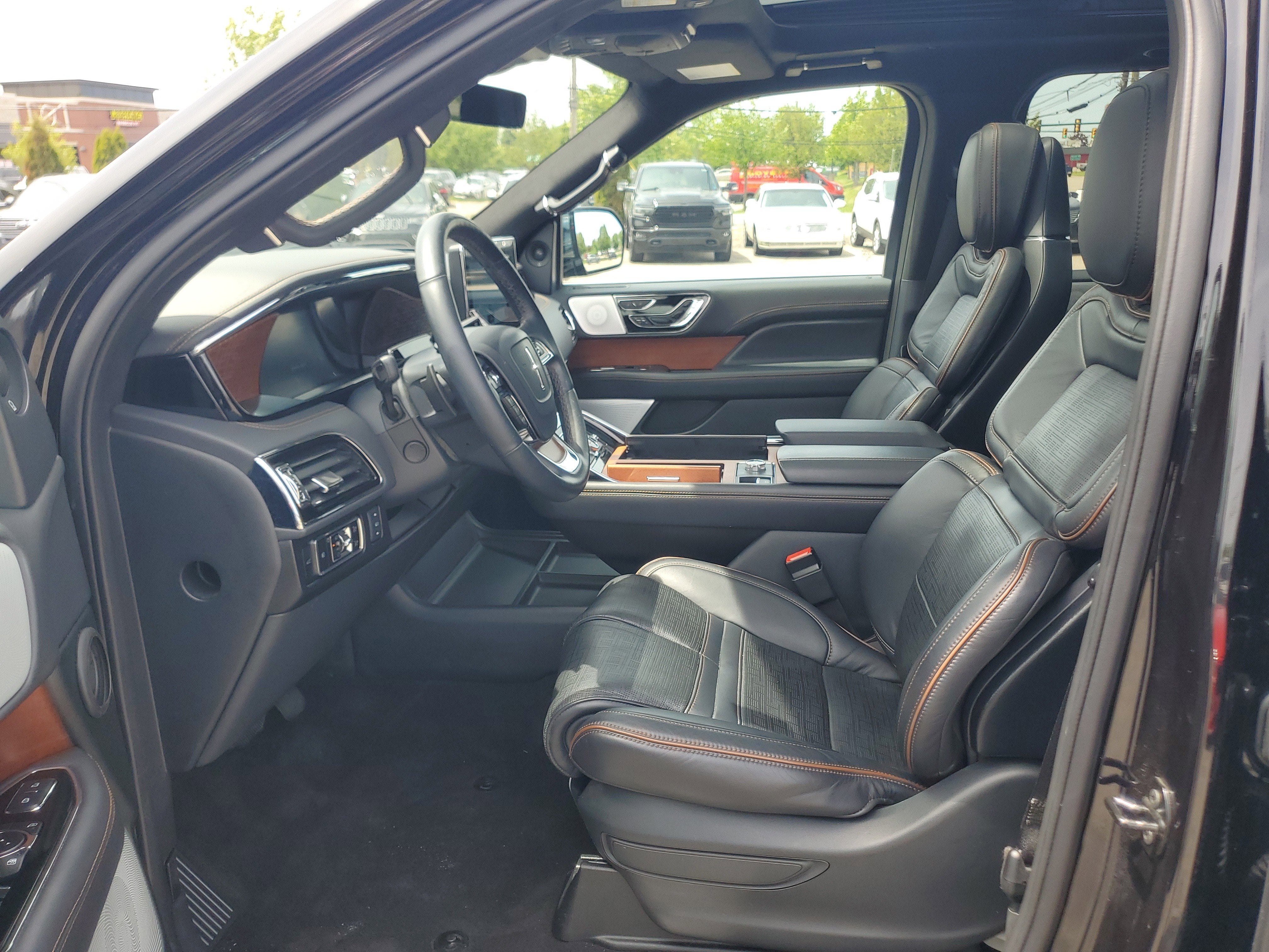 2024 Lincoln Navigator Black Label