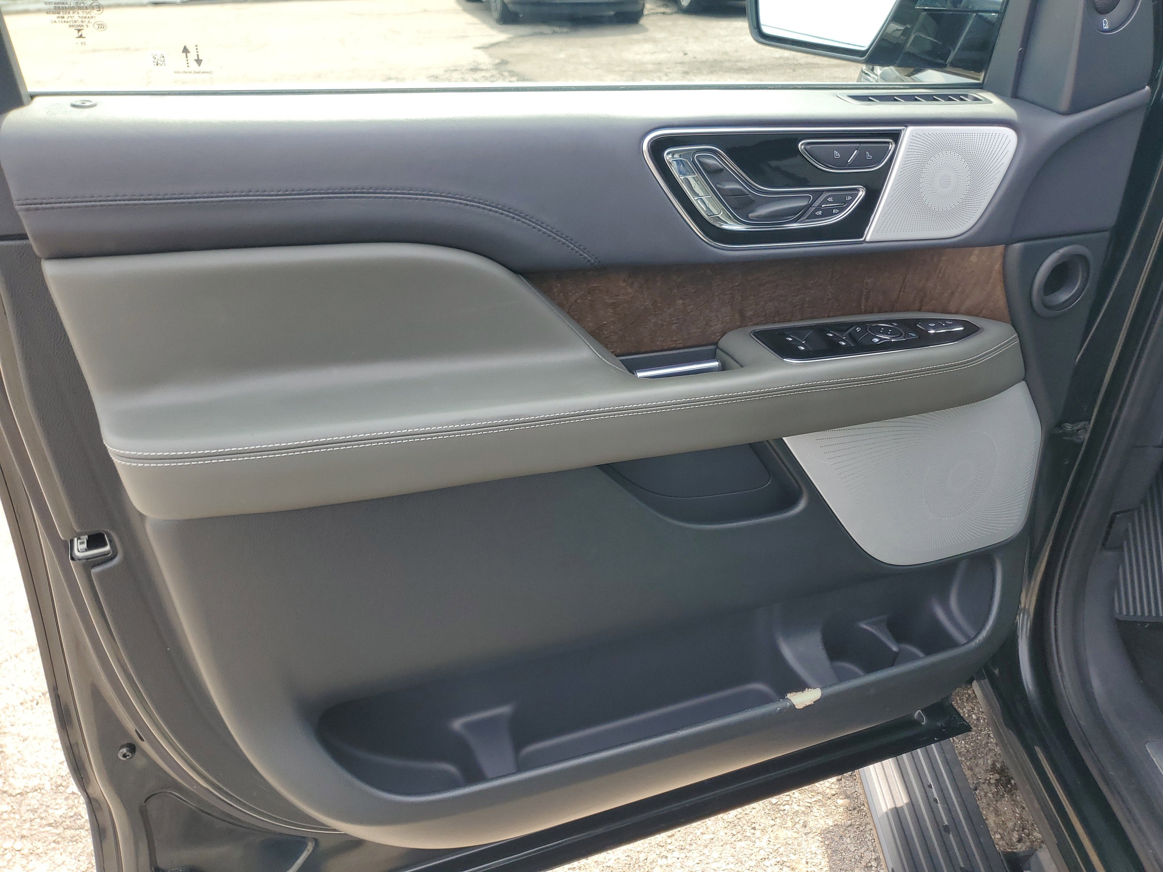 2024 Lincoln Navigator Black Label