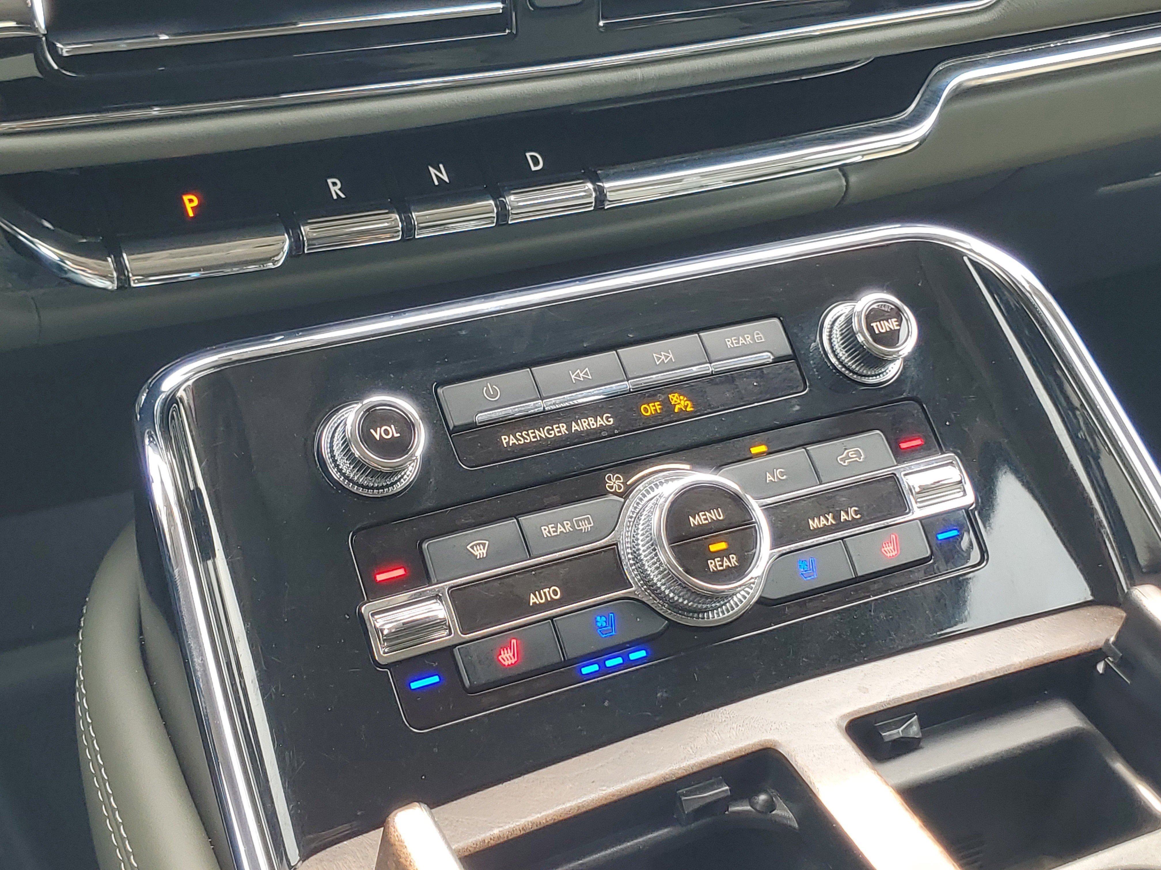 2024 Lincoln Navigator Black Label