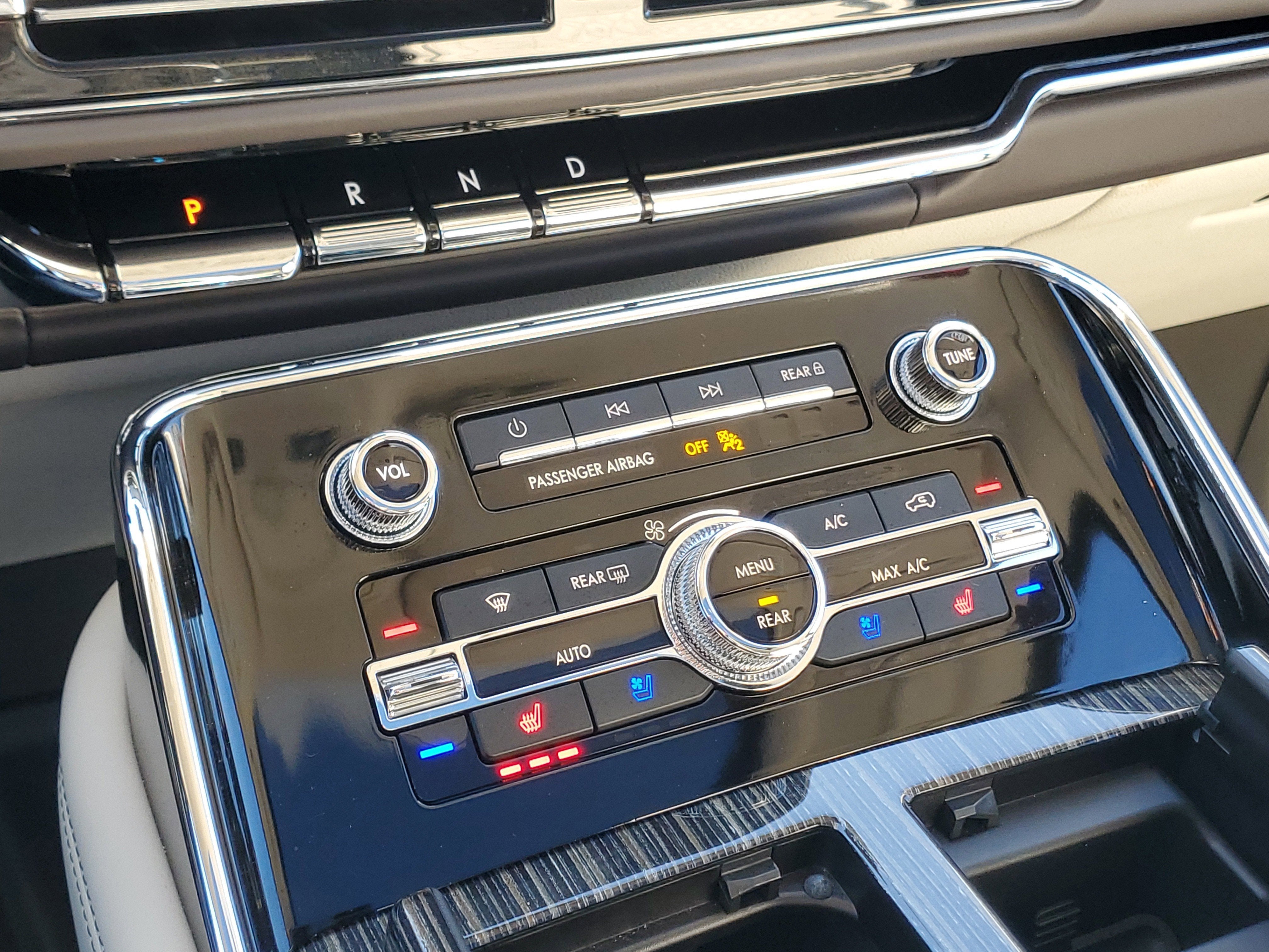 2024 Lincoln Navigator Black Label