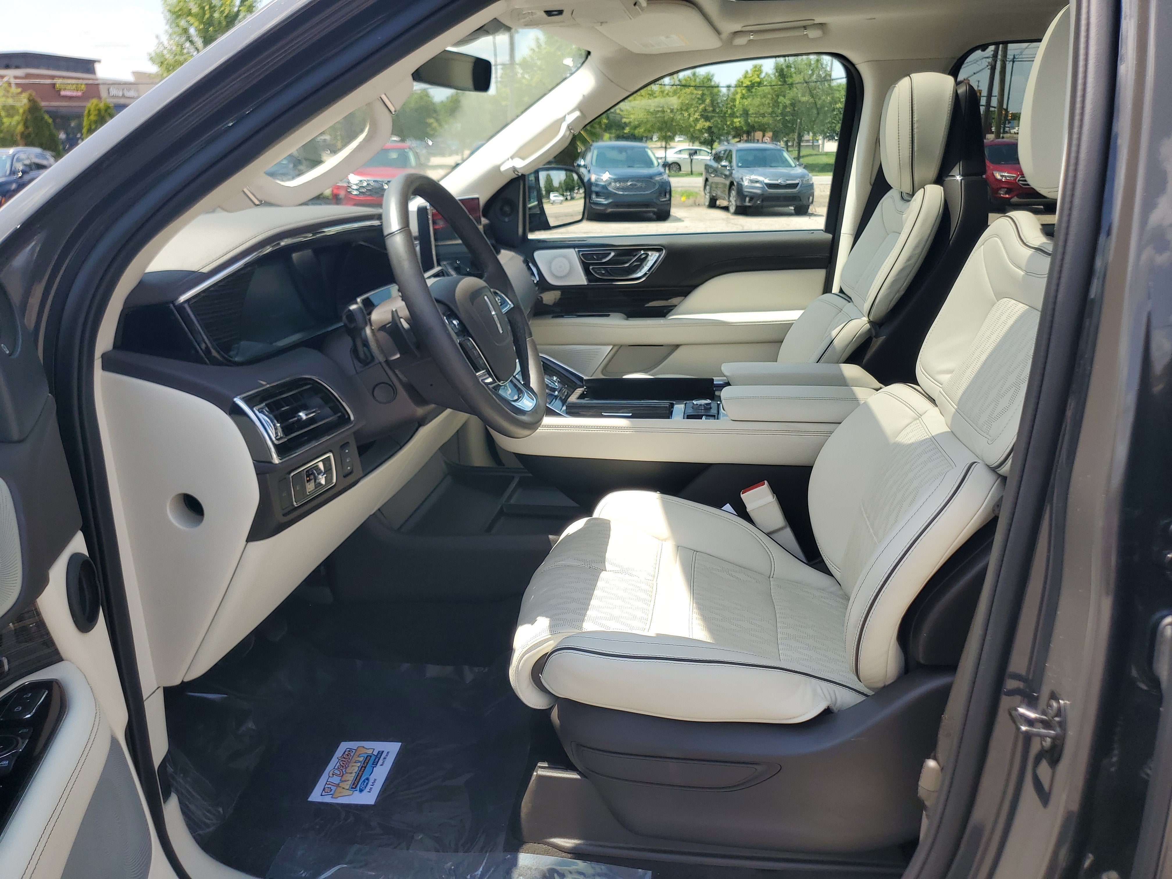 2024 Lincoln Navigator Black Label