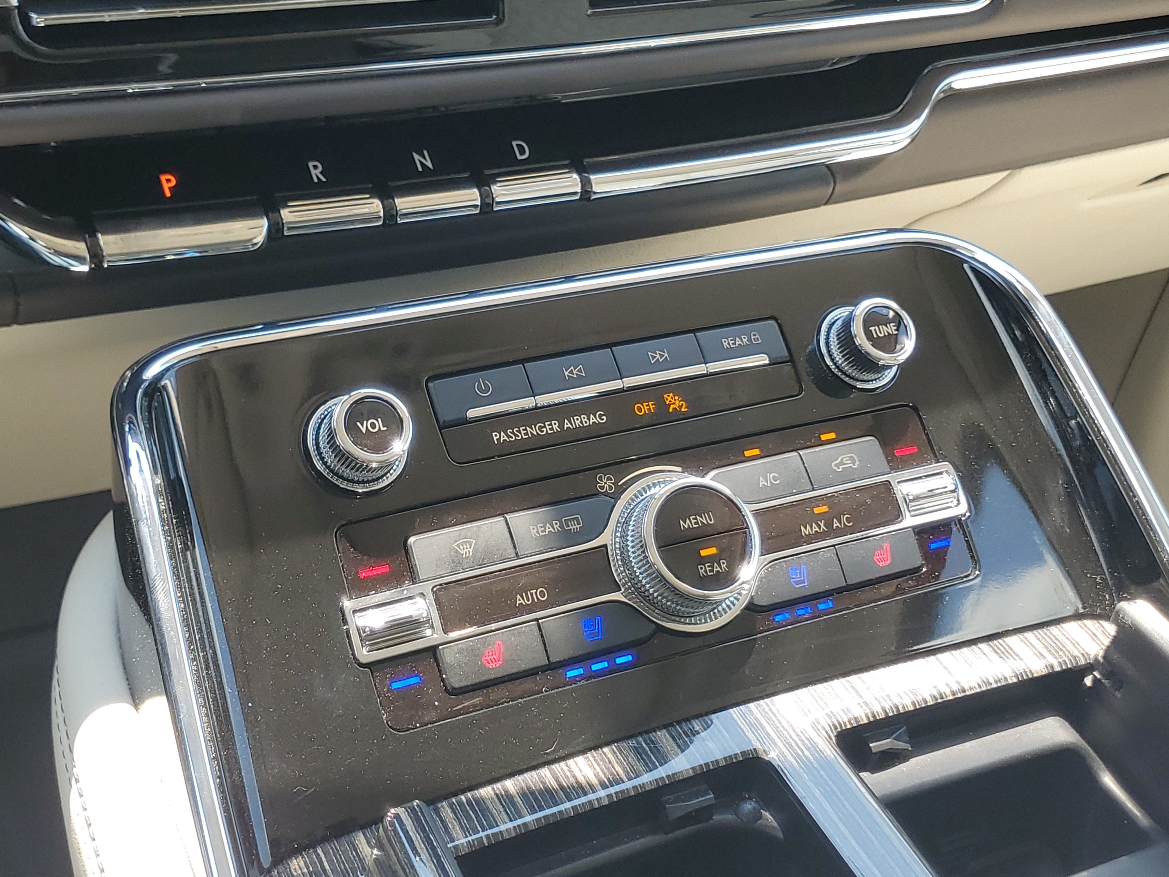 2024 Lincoln Navigator Black Label