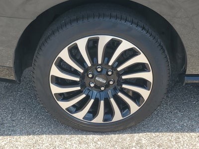 2024 Lincoln Navigator Black Label