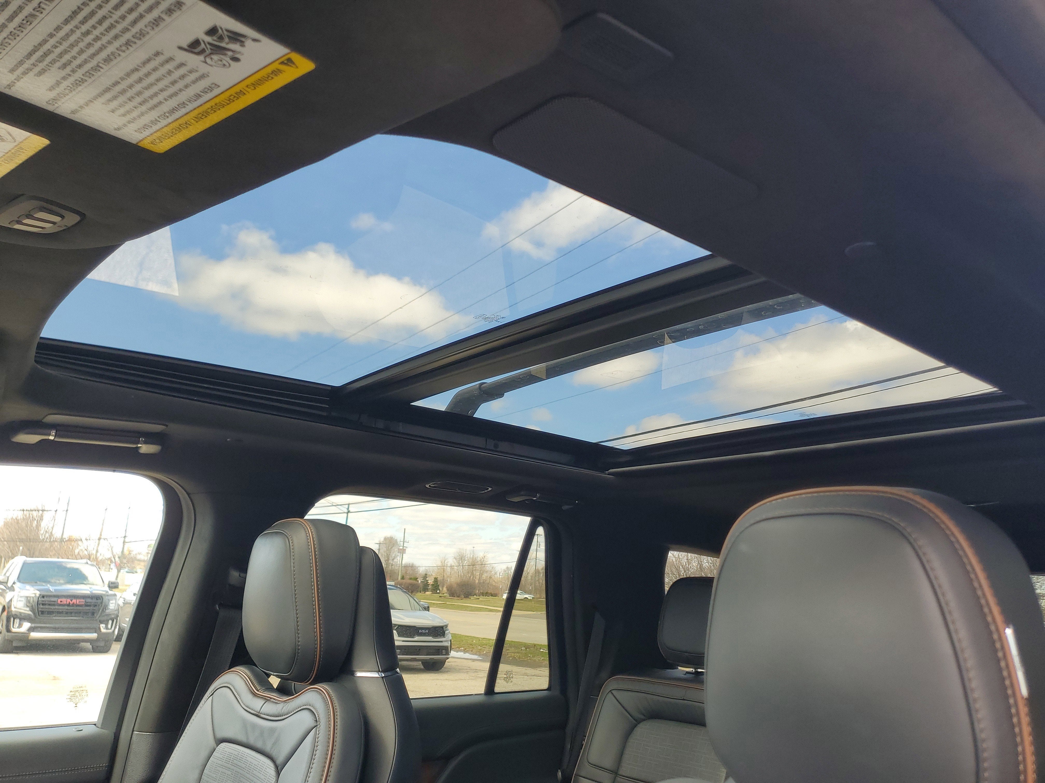 2023 Lincoln Navigator Black Label