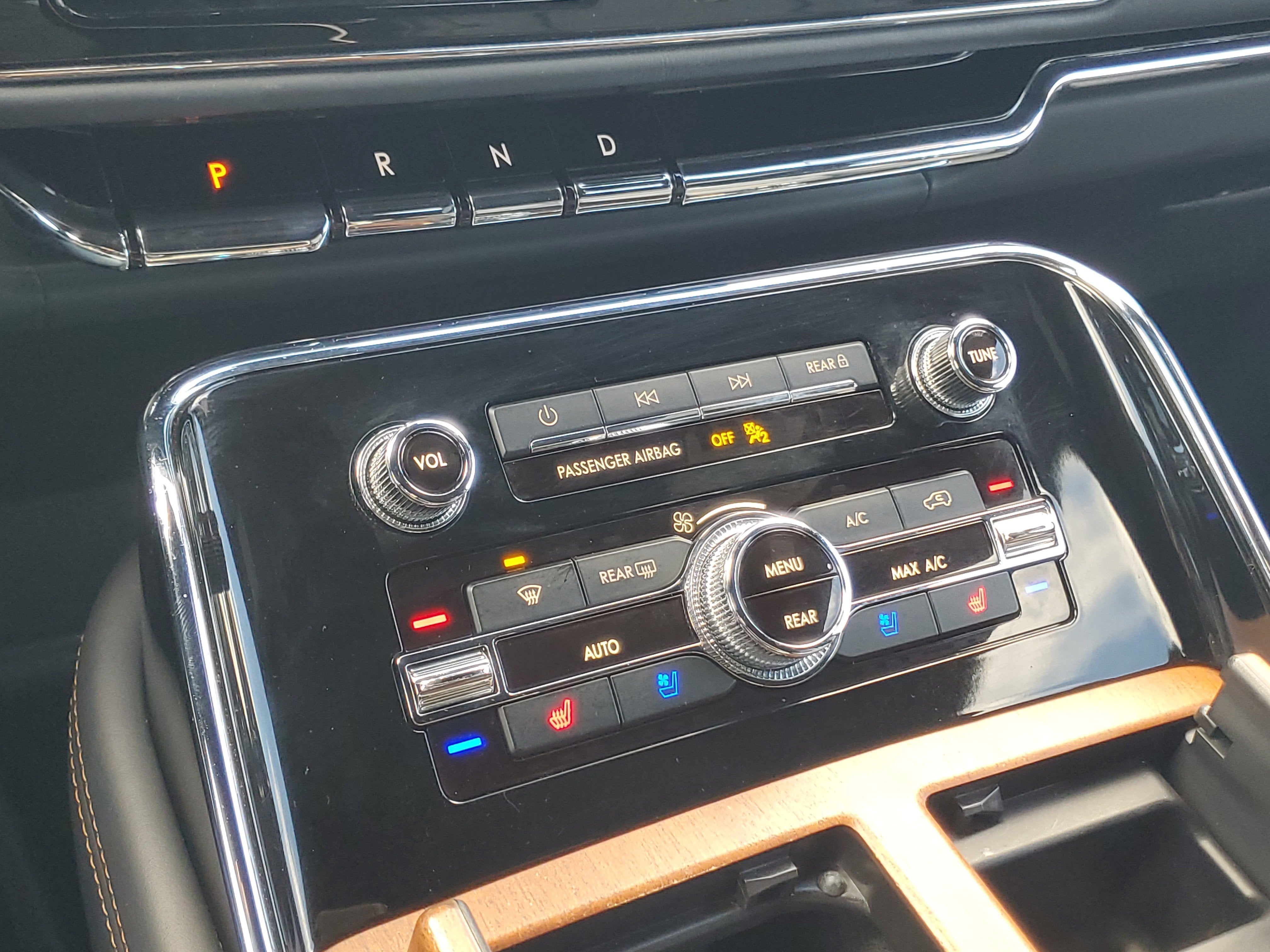 2023 Lincoln Navigator Black Label