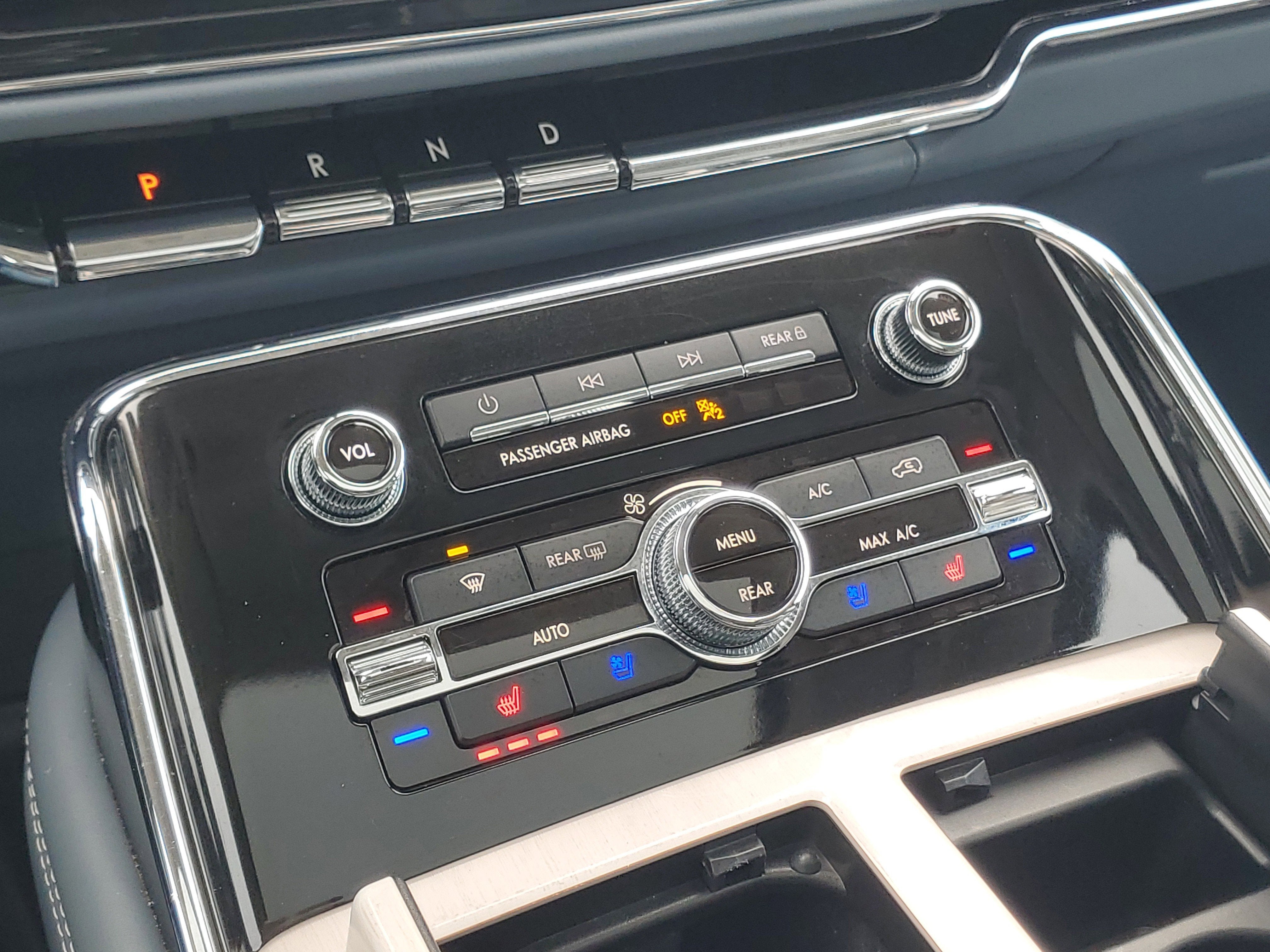 2022 Lincoln Navigator Black Label