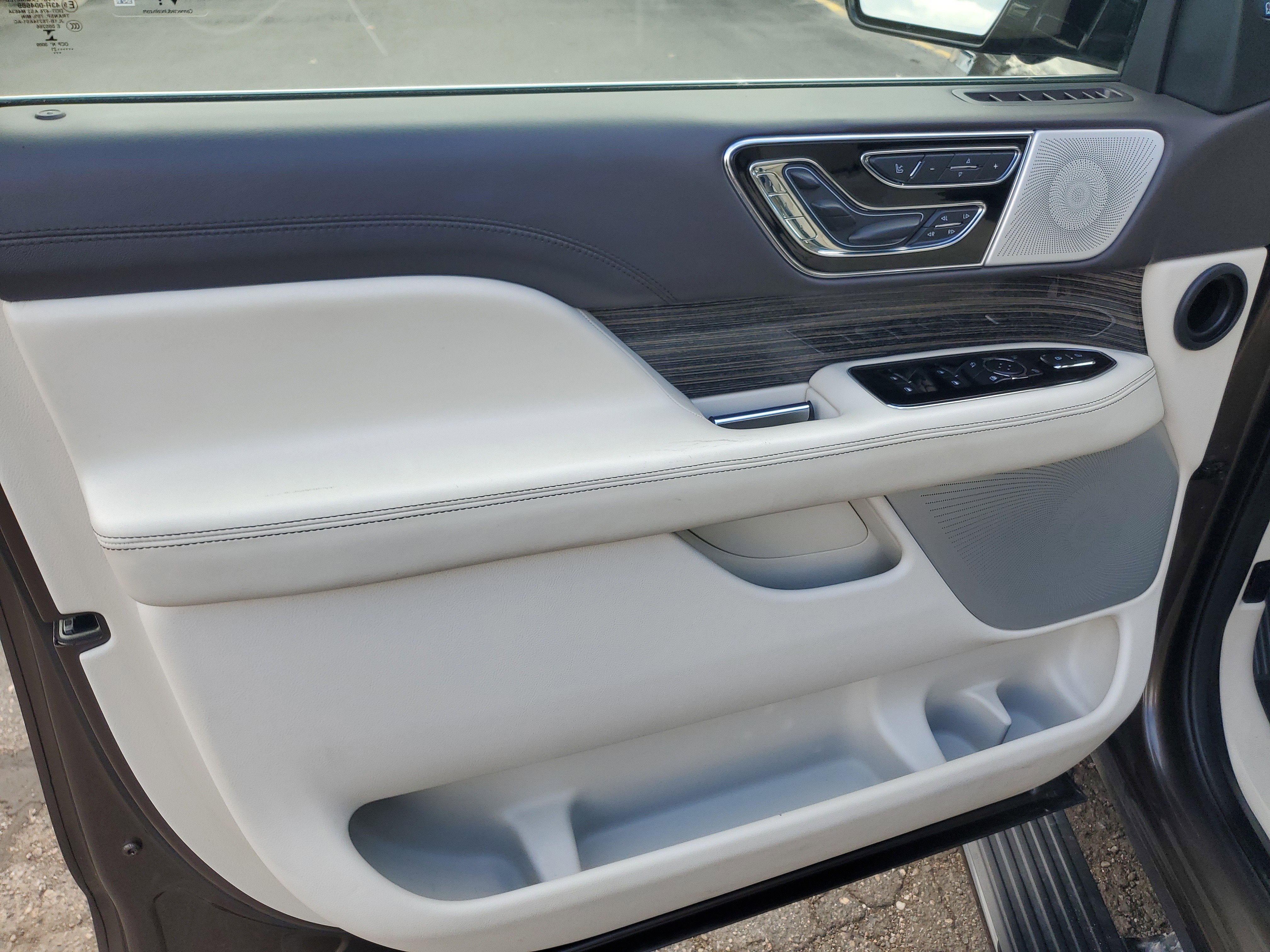 2021 Lincoln Navigator Black Label