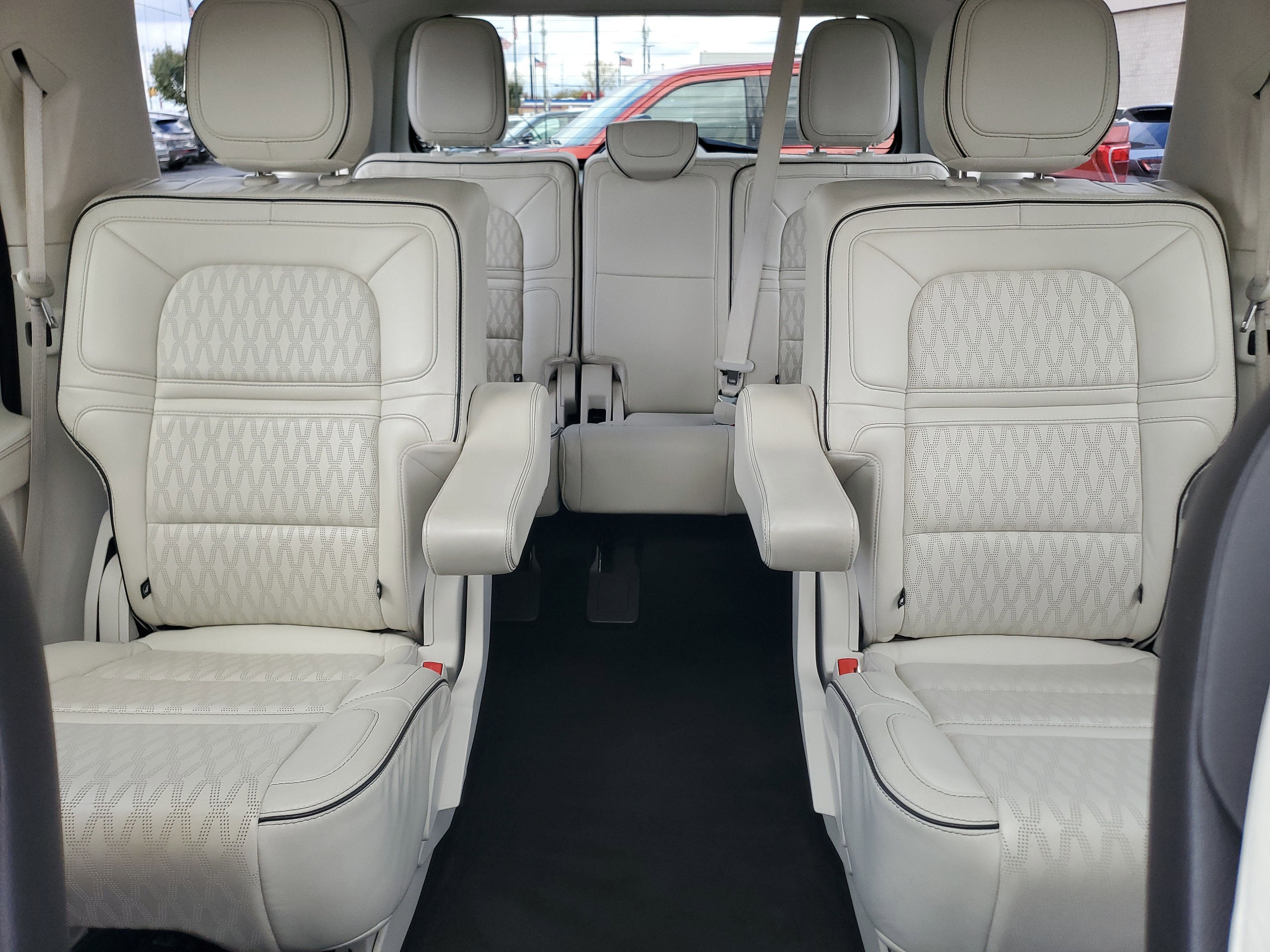 2021 Lincoln Navigator Black Label