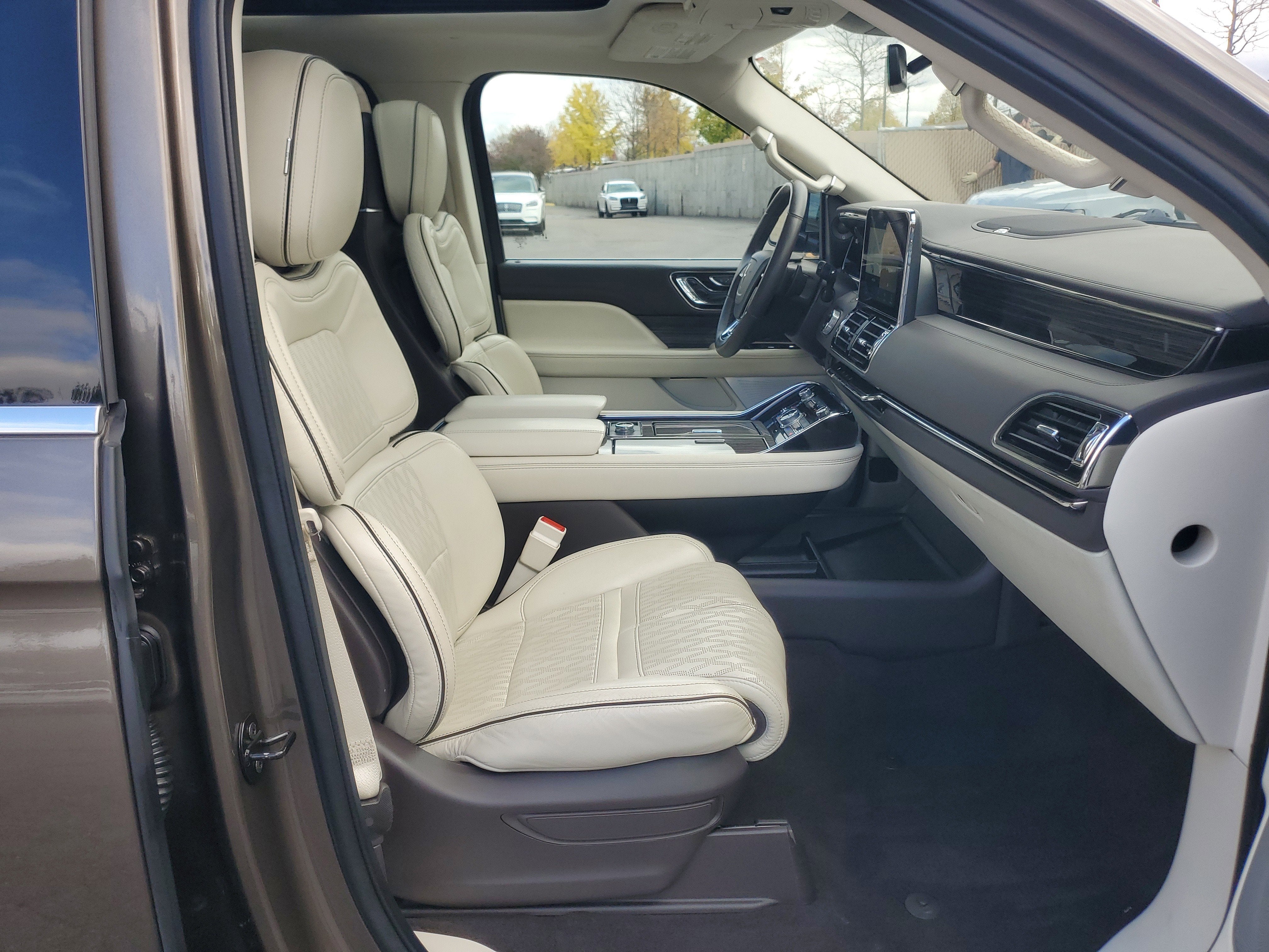 2021 Lincoln Navigator Black Label