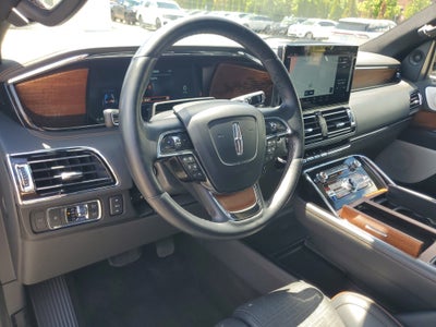 2022 Lincoln Navigator Black Label