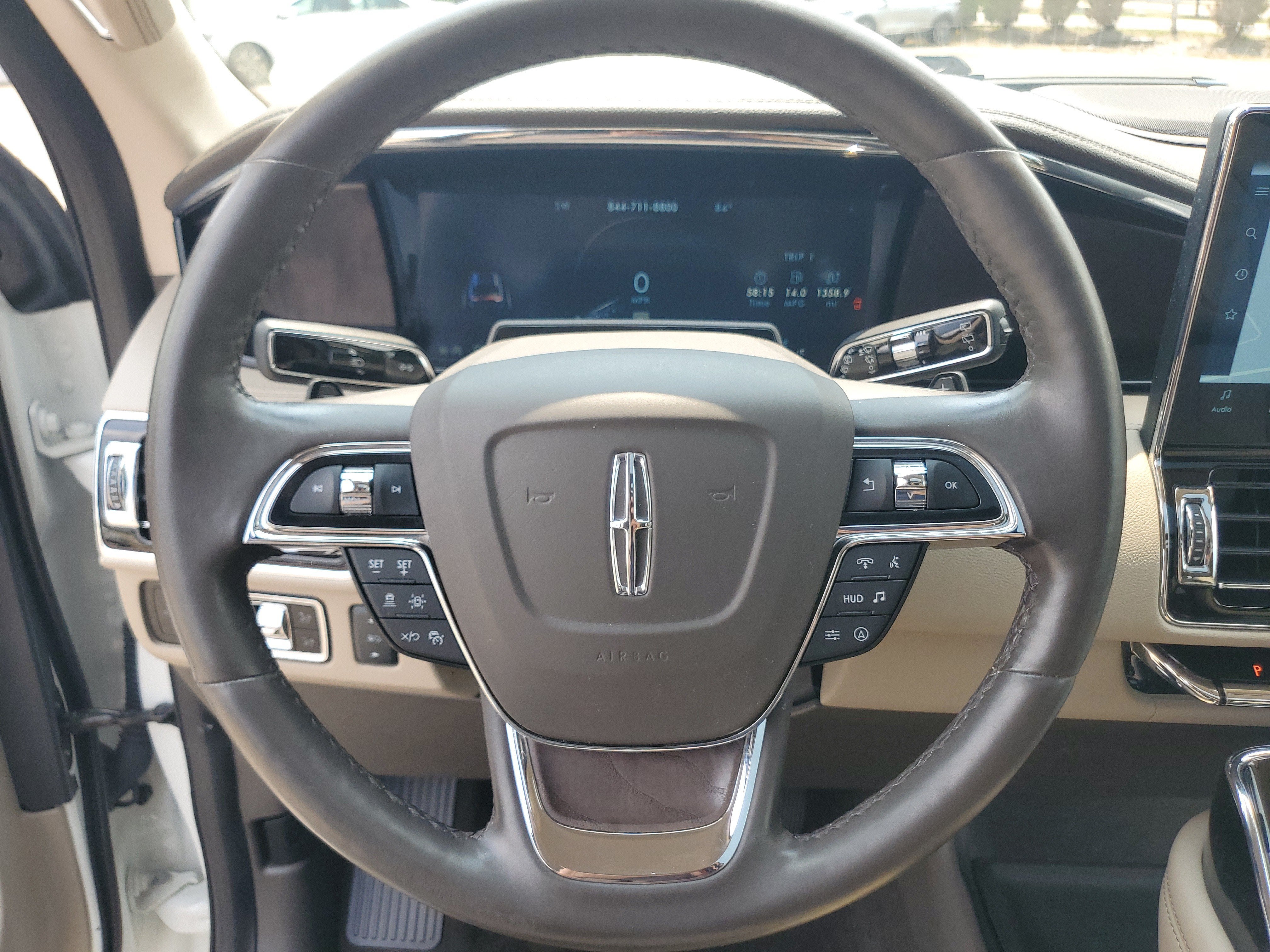 2023 Lincoln Navigator L Reserve